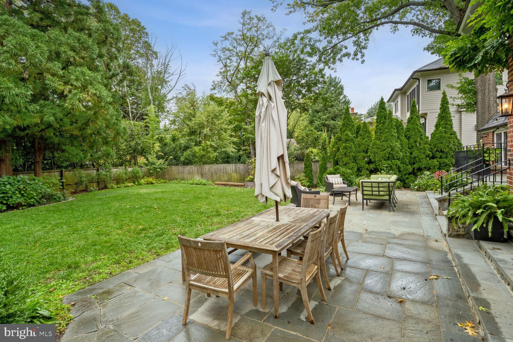 4828 QUEBEC STREET NW