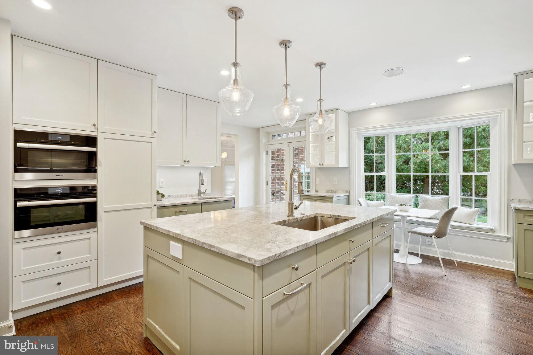 4828 QUEBEC STREET NW