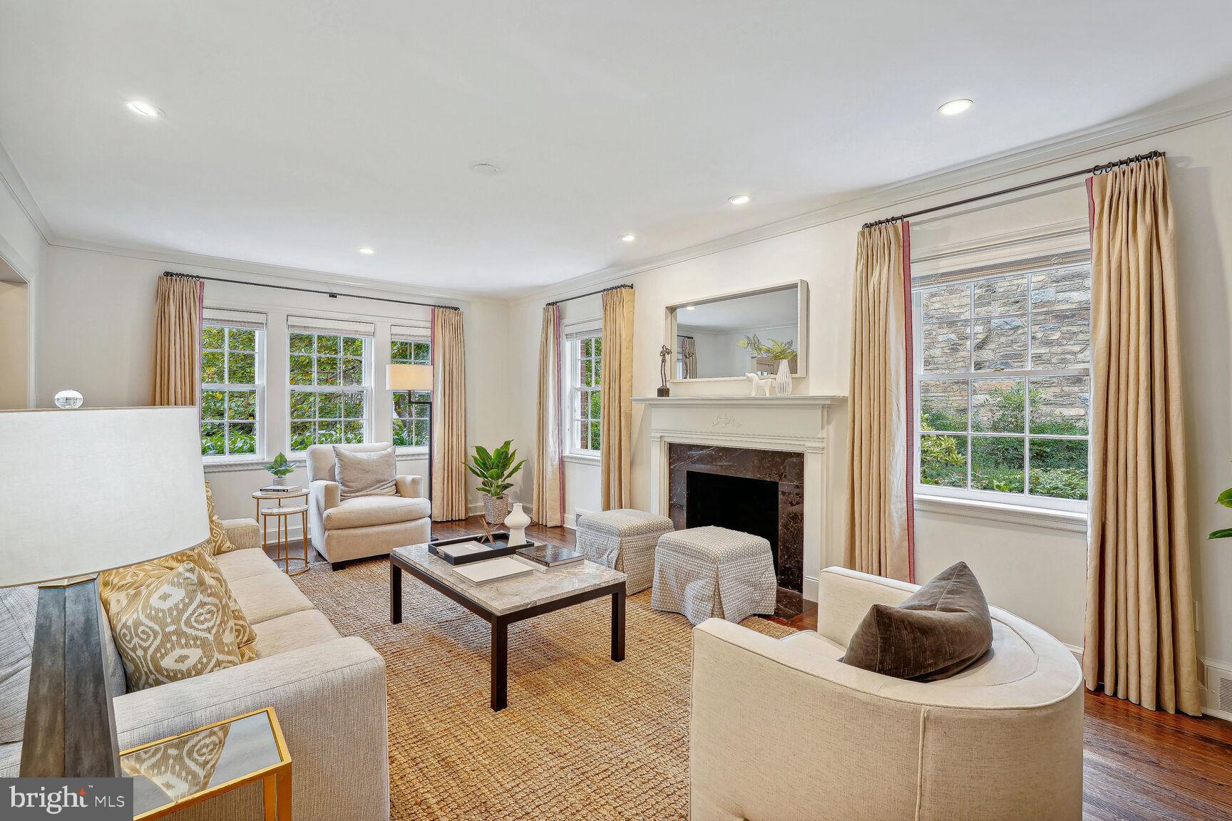 4828 QUEBEC STREET NW