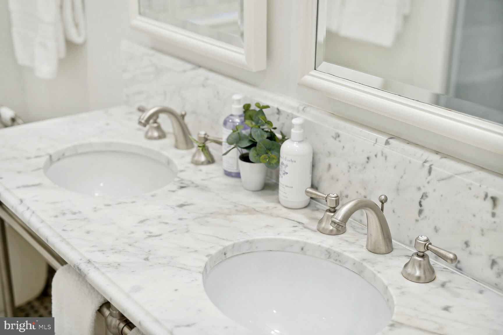 4828 QUEBEC STREET NW