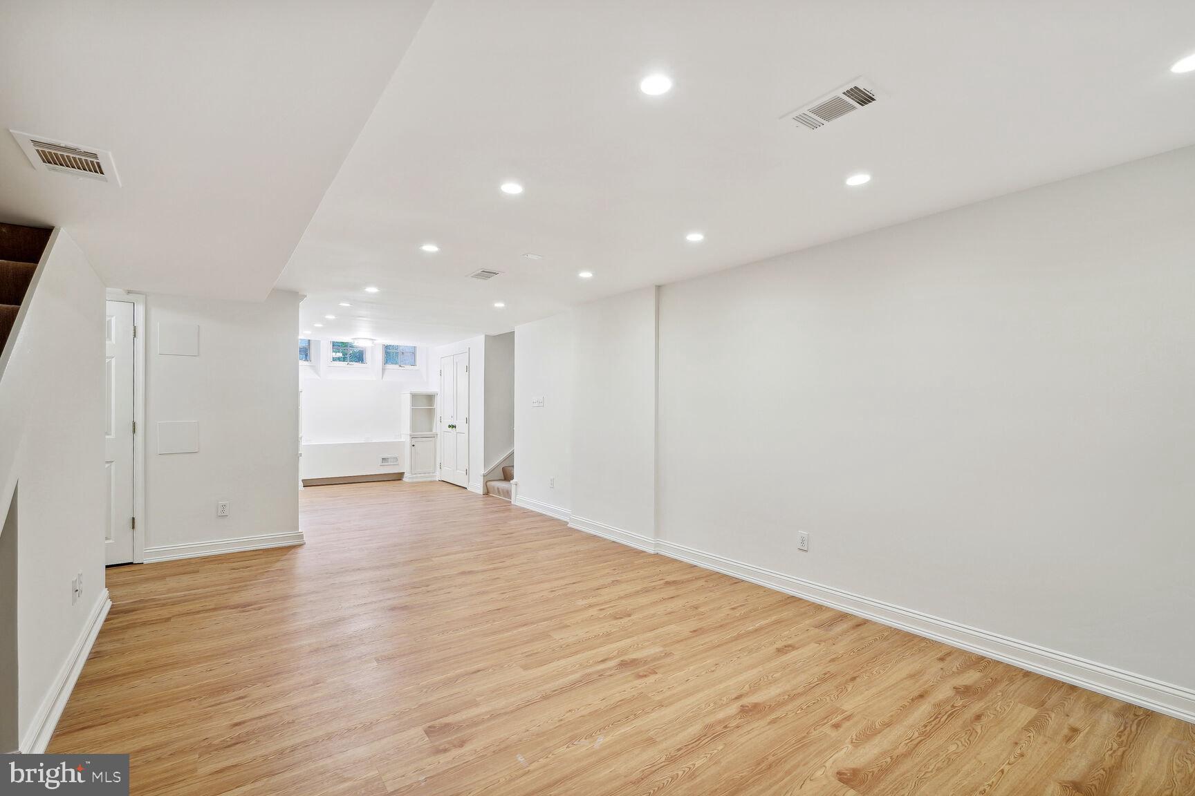 4828 QUEBEC STREET NW