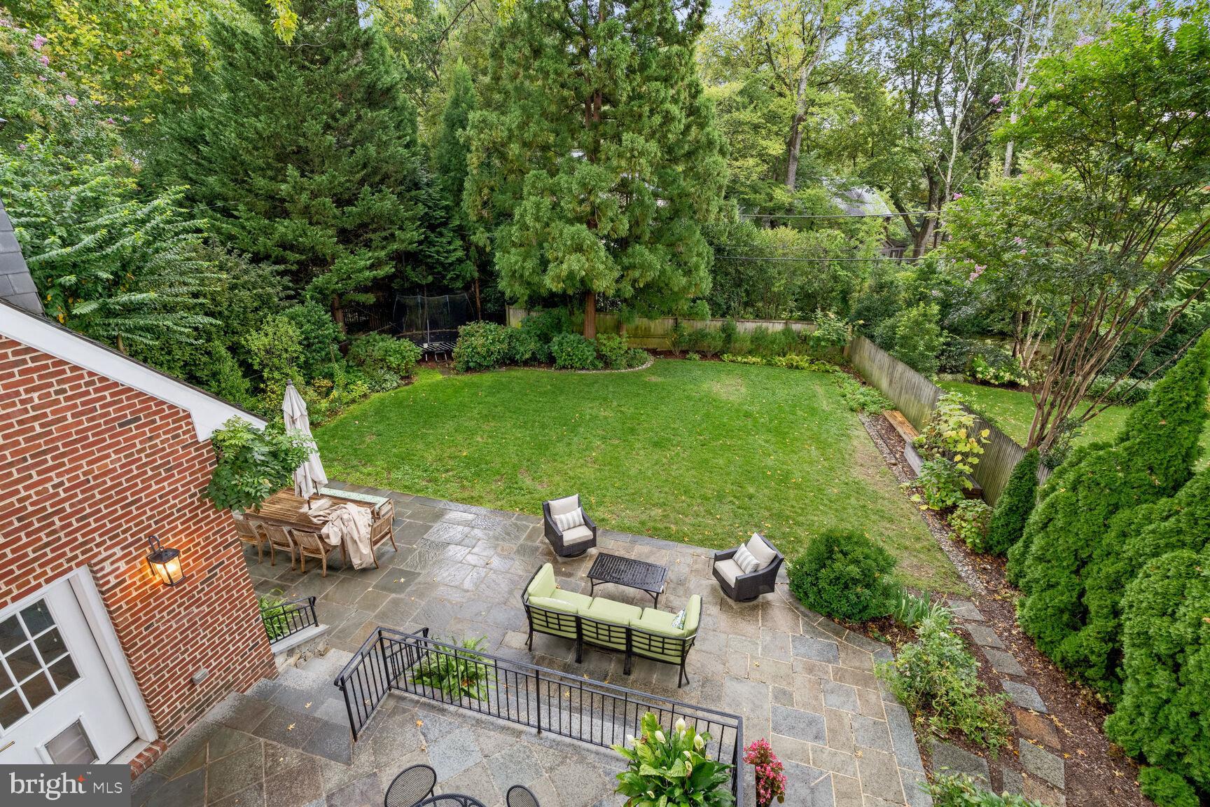 4828 QUEBEC STREET NW