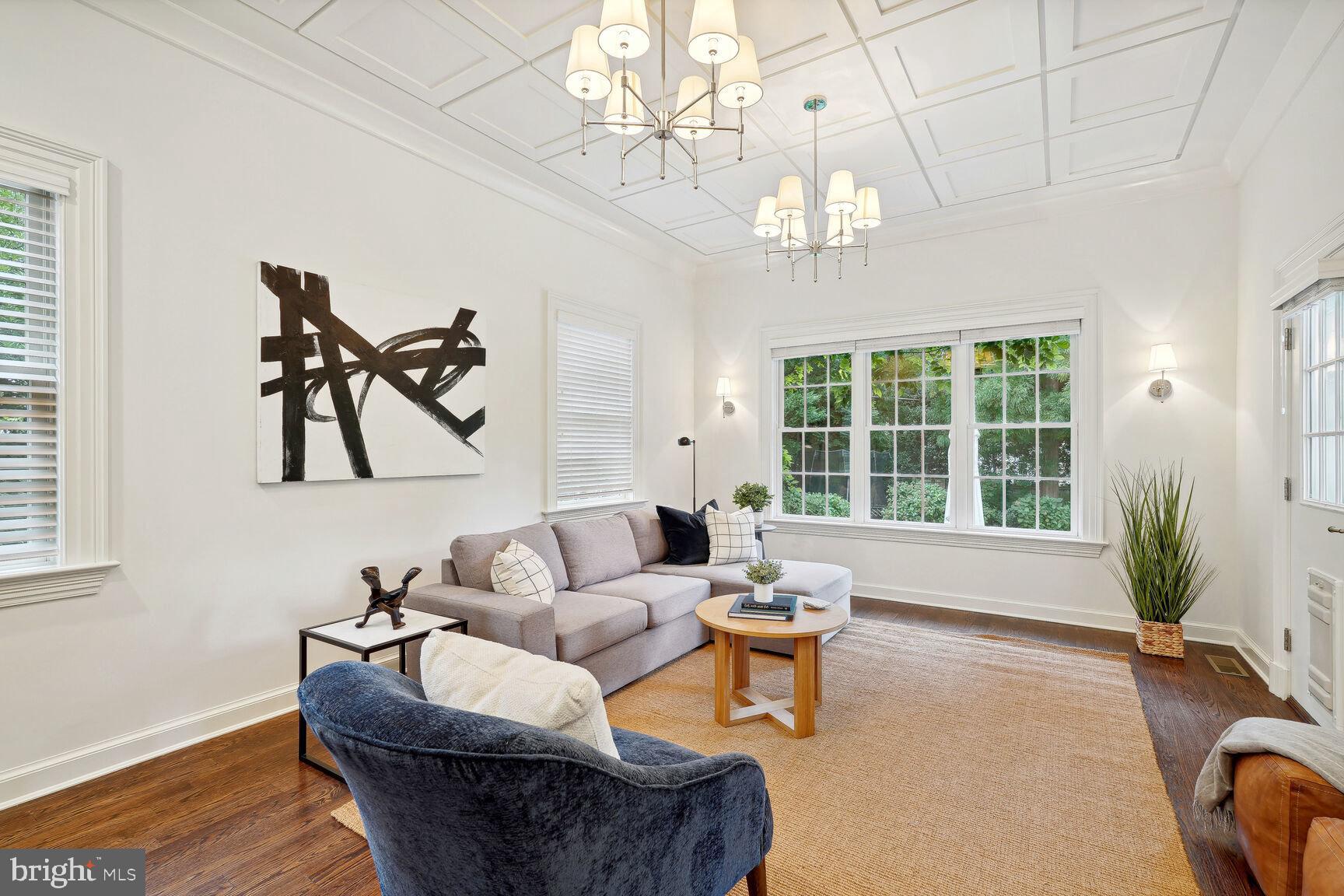 4828 QUEBEC STREET NW