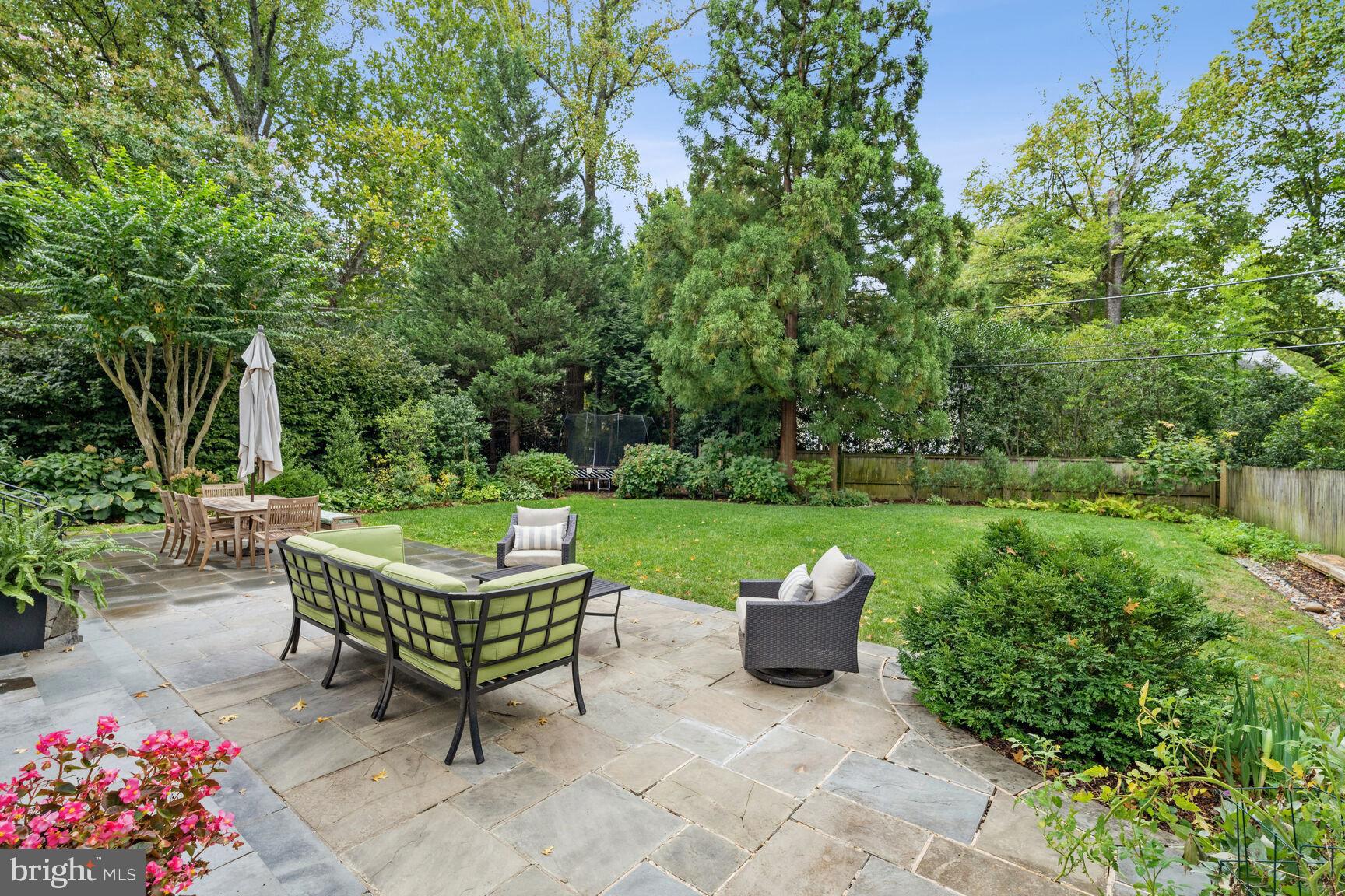 4828 QUEBEC STREET NW