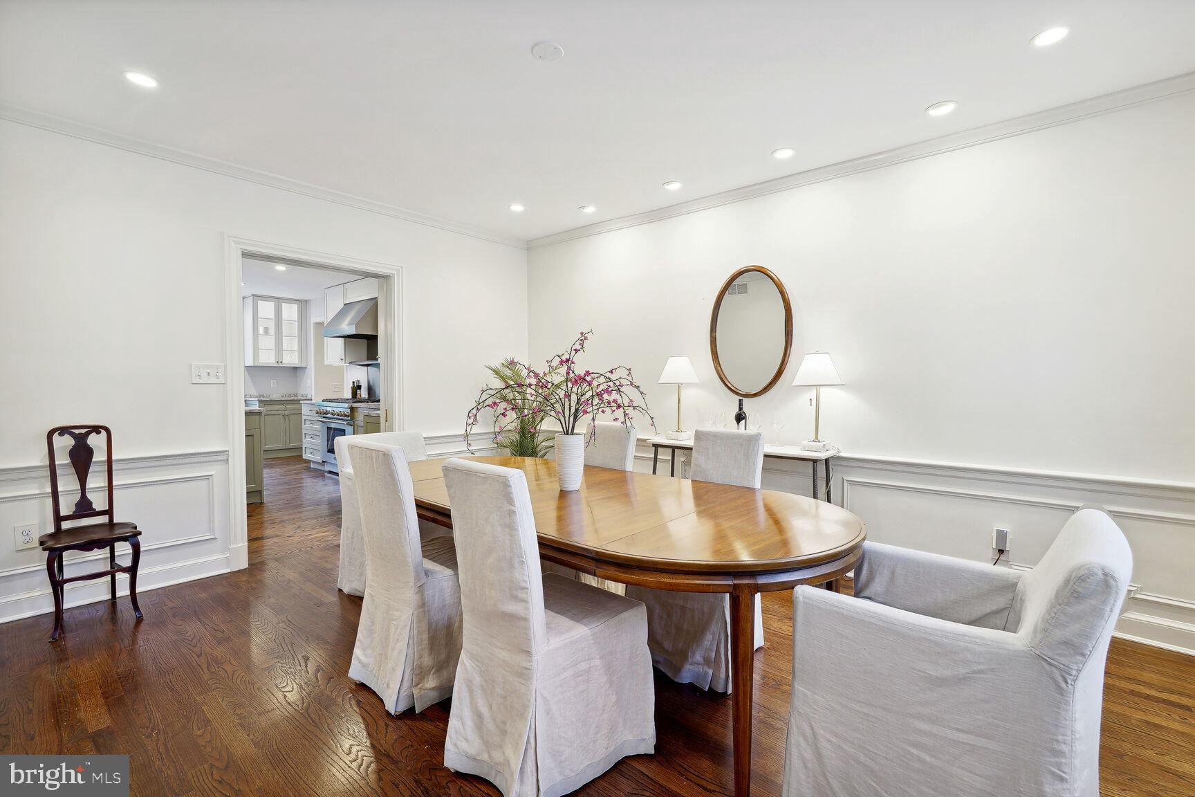 4828 QUEBEC STREET NW