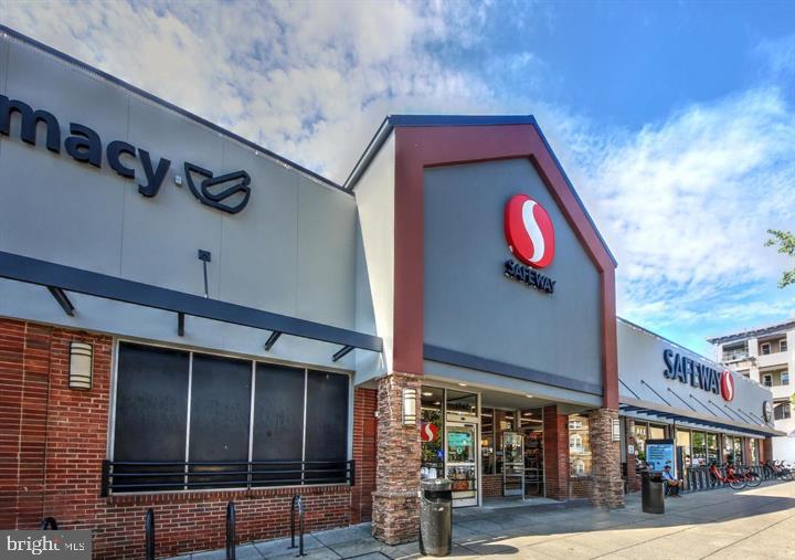 2040 BELMONT ROAD 2040 NW 425