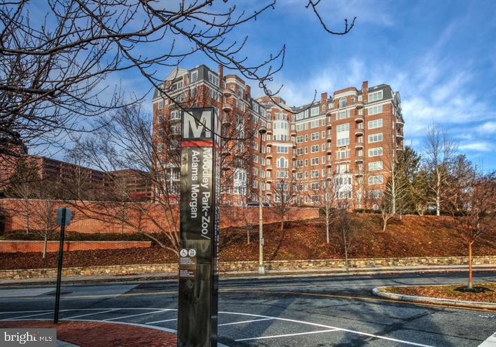 2040 BELMONT ROAD 2040 NW 425