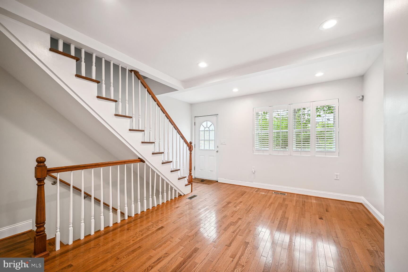 1328 TALBERT TERRACE SE