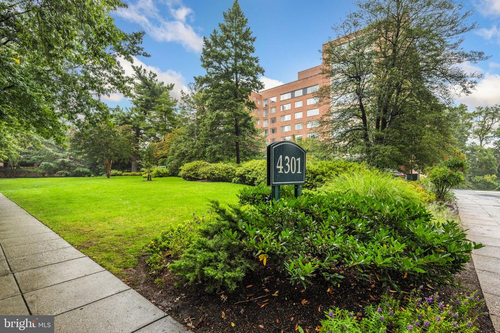 4301 MASSACHUSETTS AVENUE NW 6004