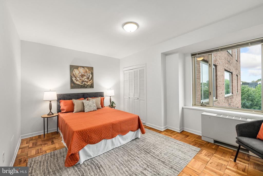 4301 MASSACHUSETTS AVENUE NW 6004