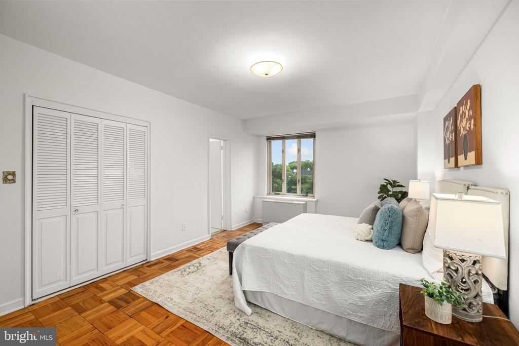 4301 MASSACHUSETTS AVENUE NW 6004