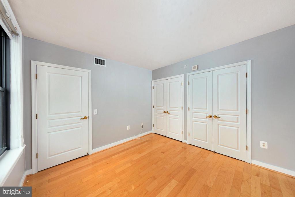 616 E E STREET NW 719