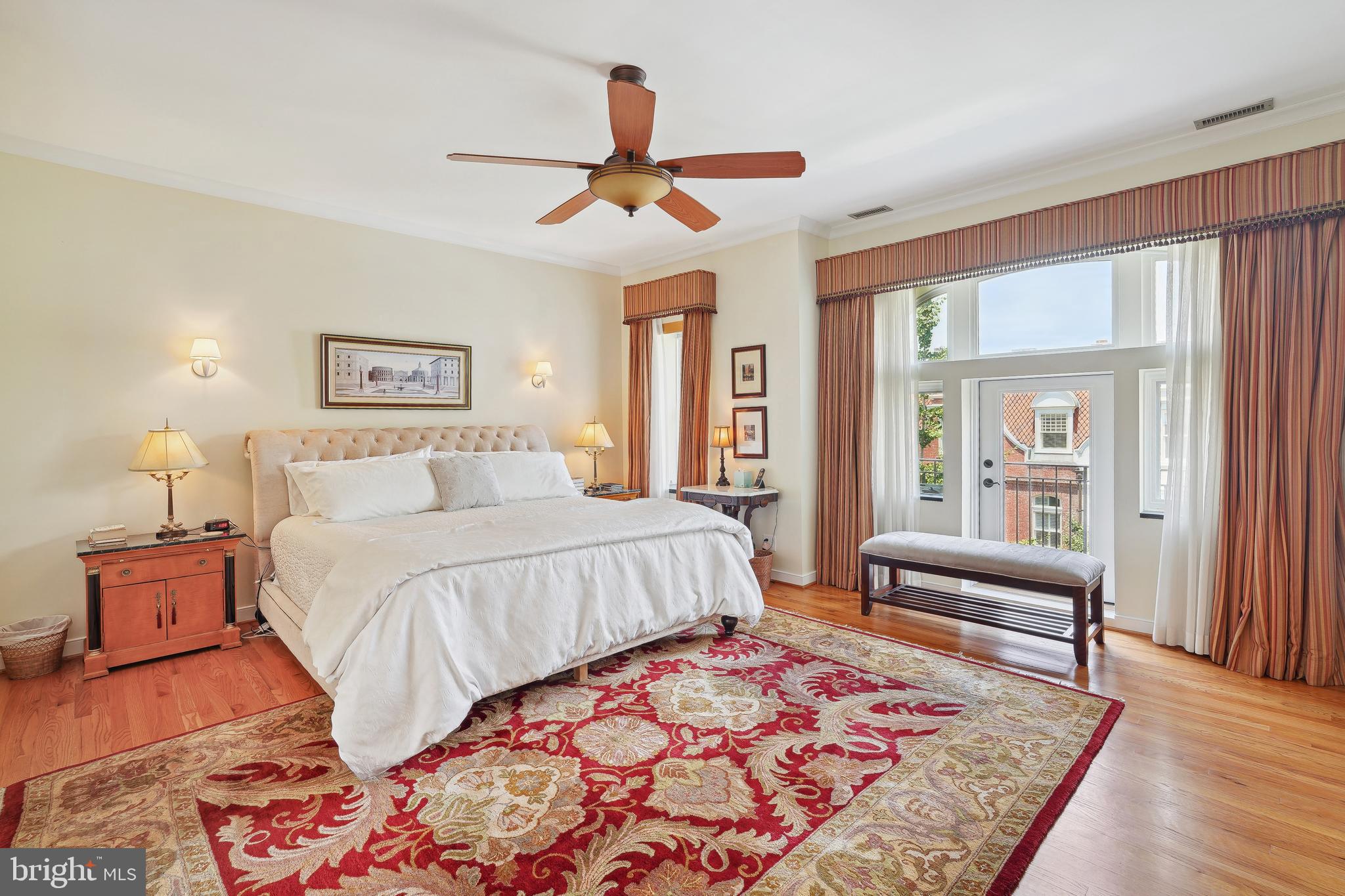 2020 HILLYER PLACE NW