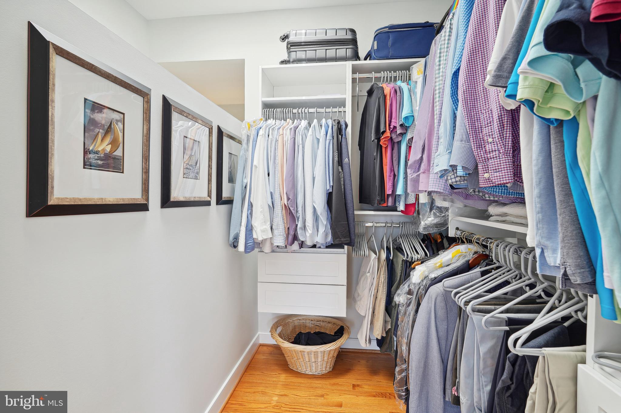 2020 HILLYER PLACE NW