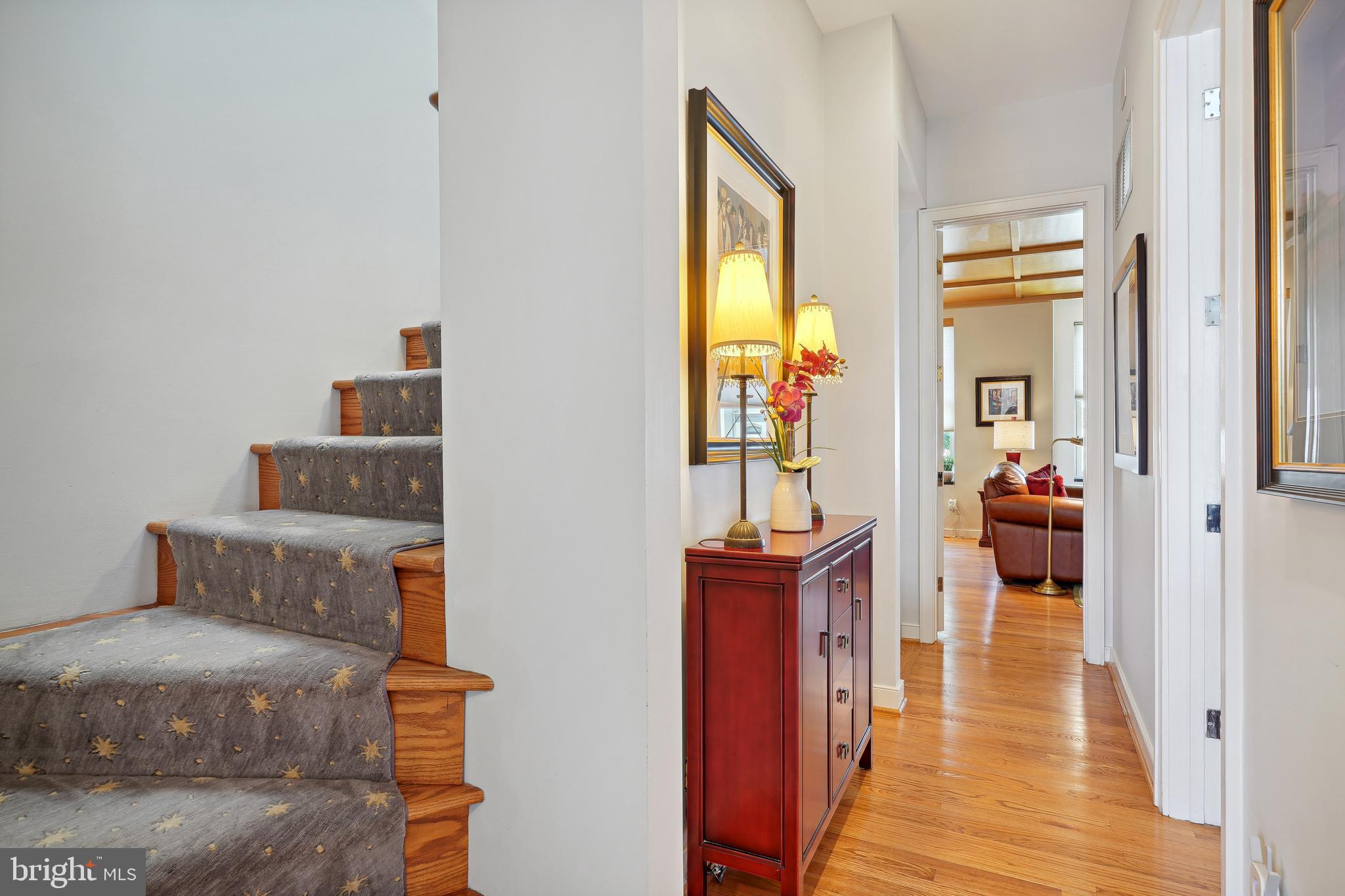 2020 HILLYER PLACE NW