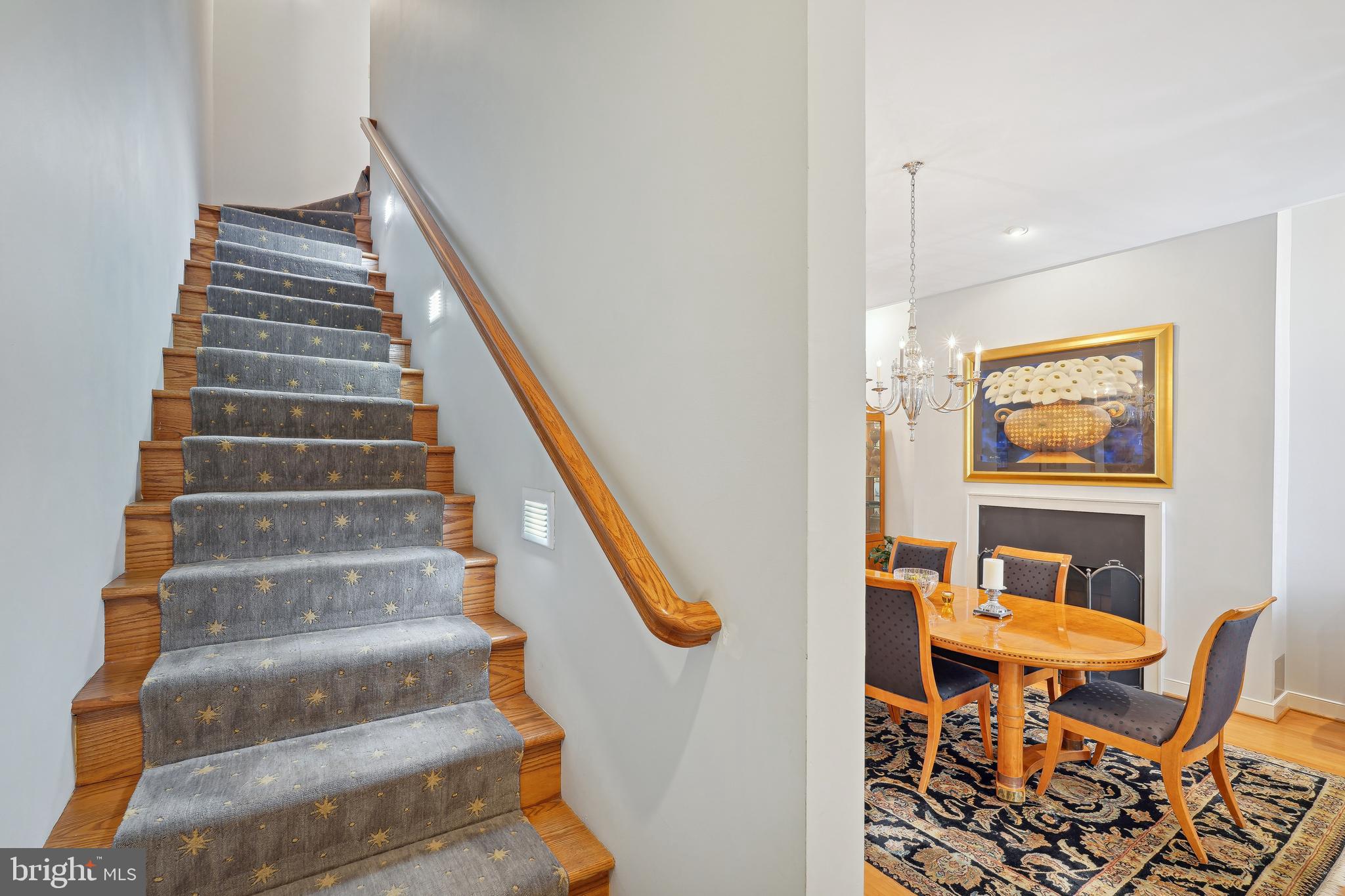 2020 HILLYER PLACE NW