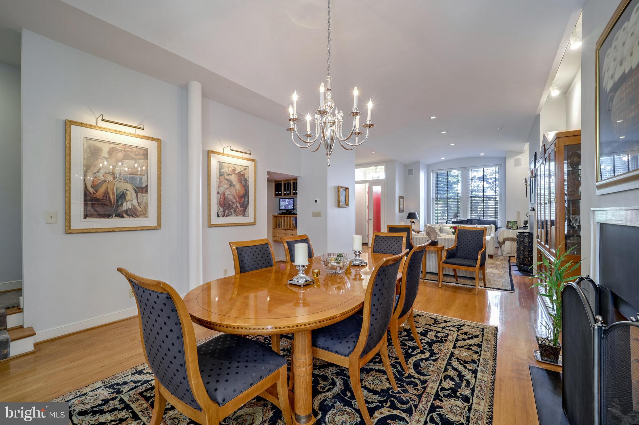 2020 HILLYER PLACE NW