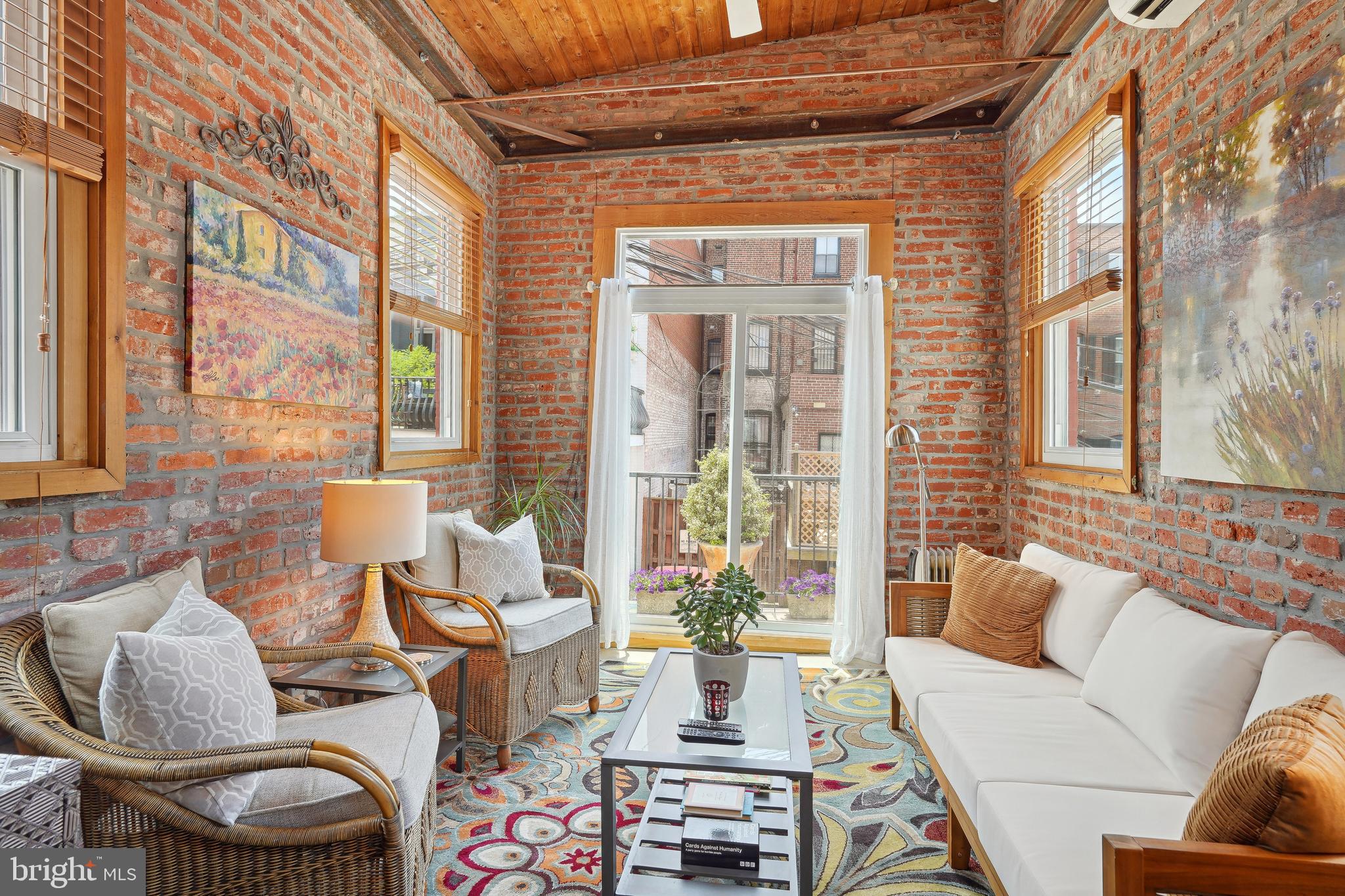 2020 HILLYER PLACE NW