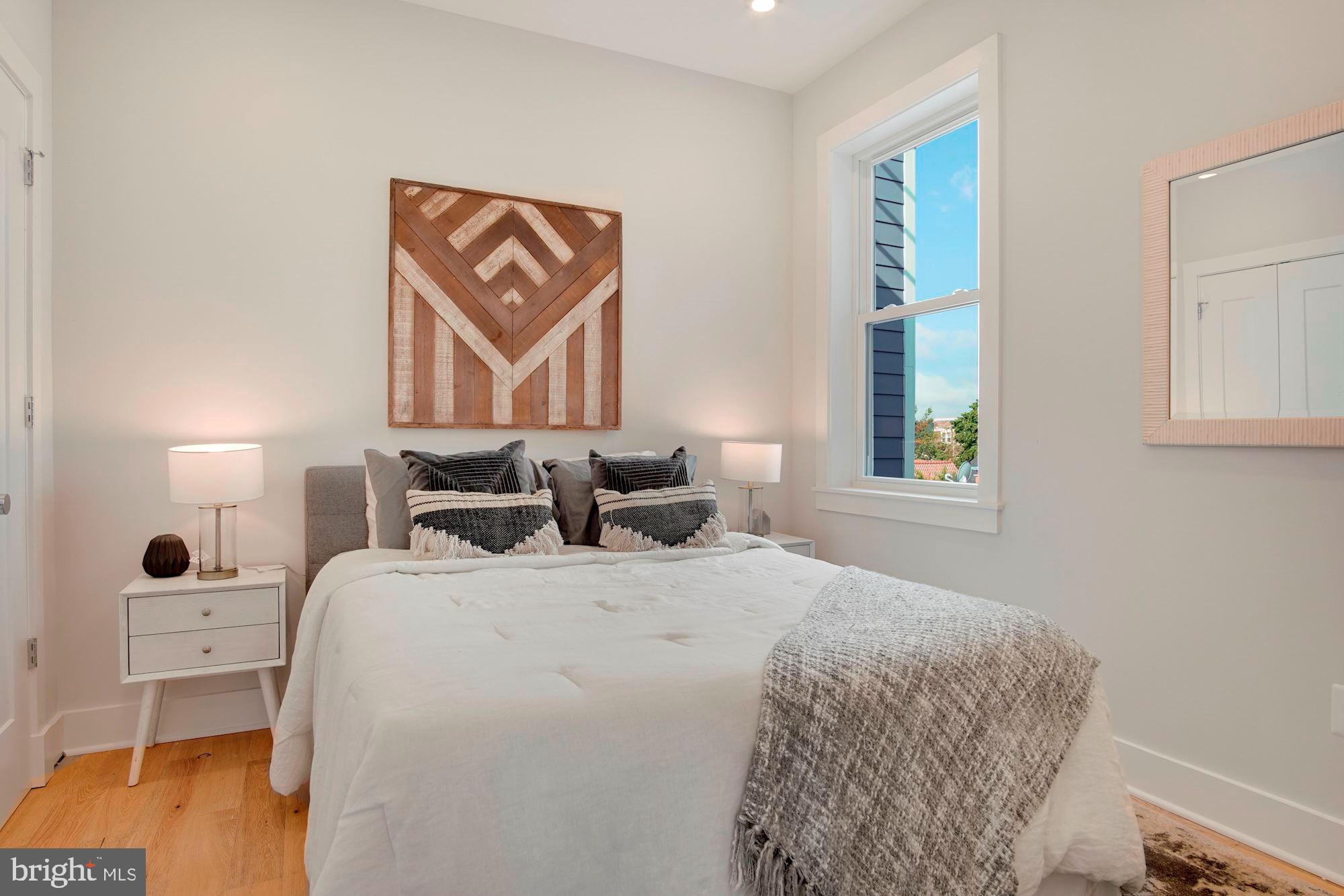 2717 ONTARIO ROAD NW 202