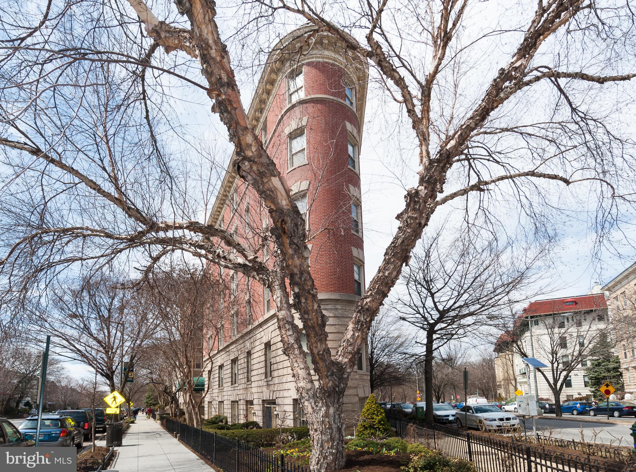 1801 CALVERT STREET NW G8