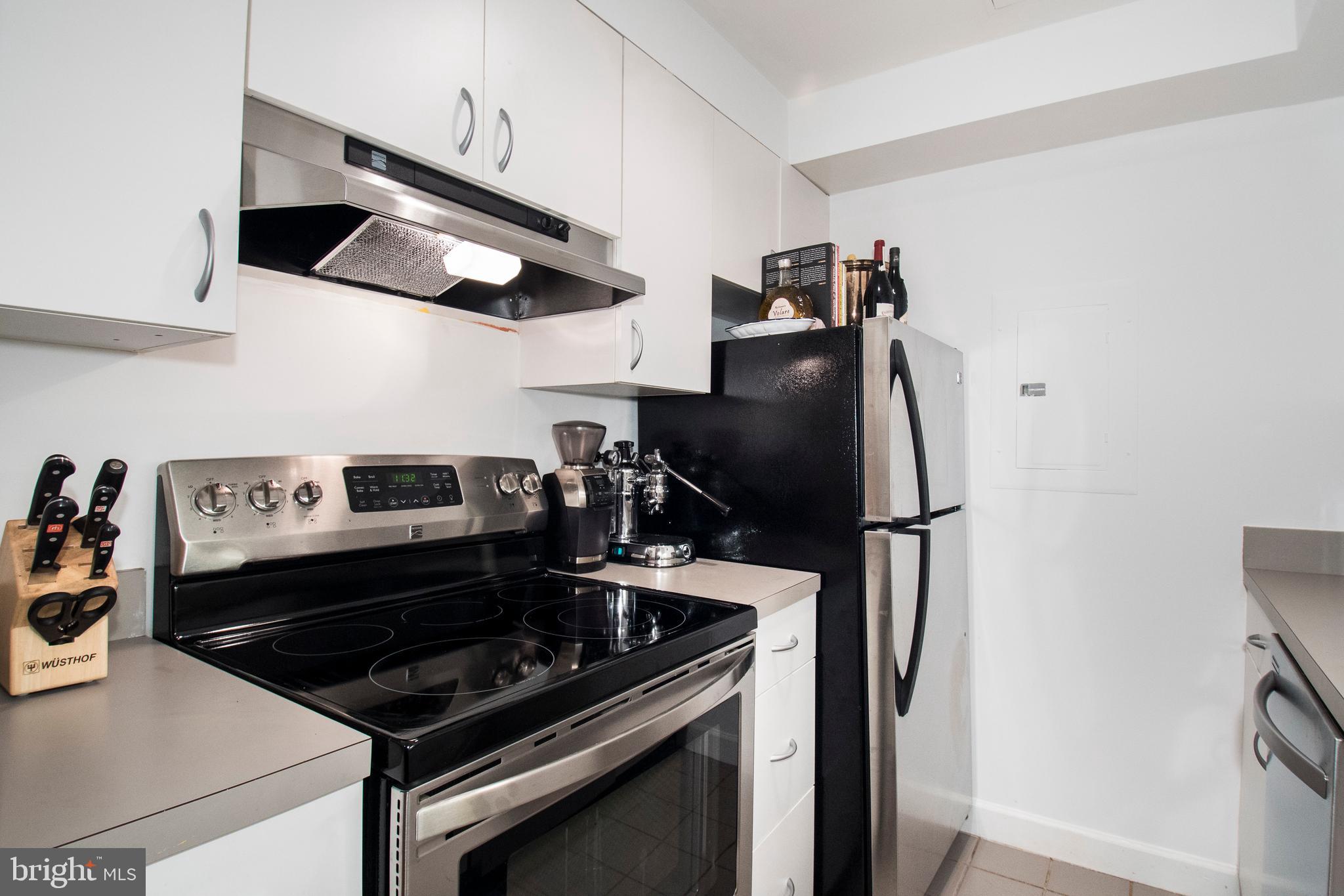 1801 CALVERT STREET NW G8