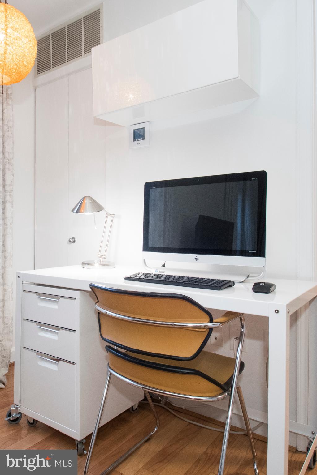 1801 CALVERT STREET NW G8