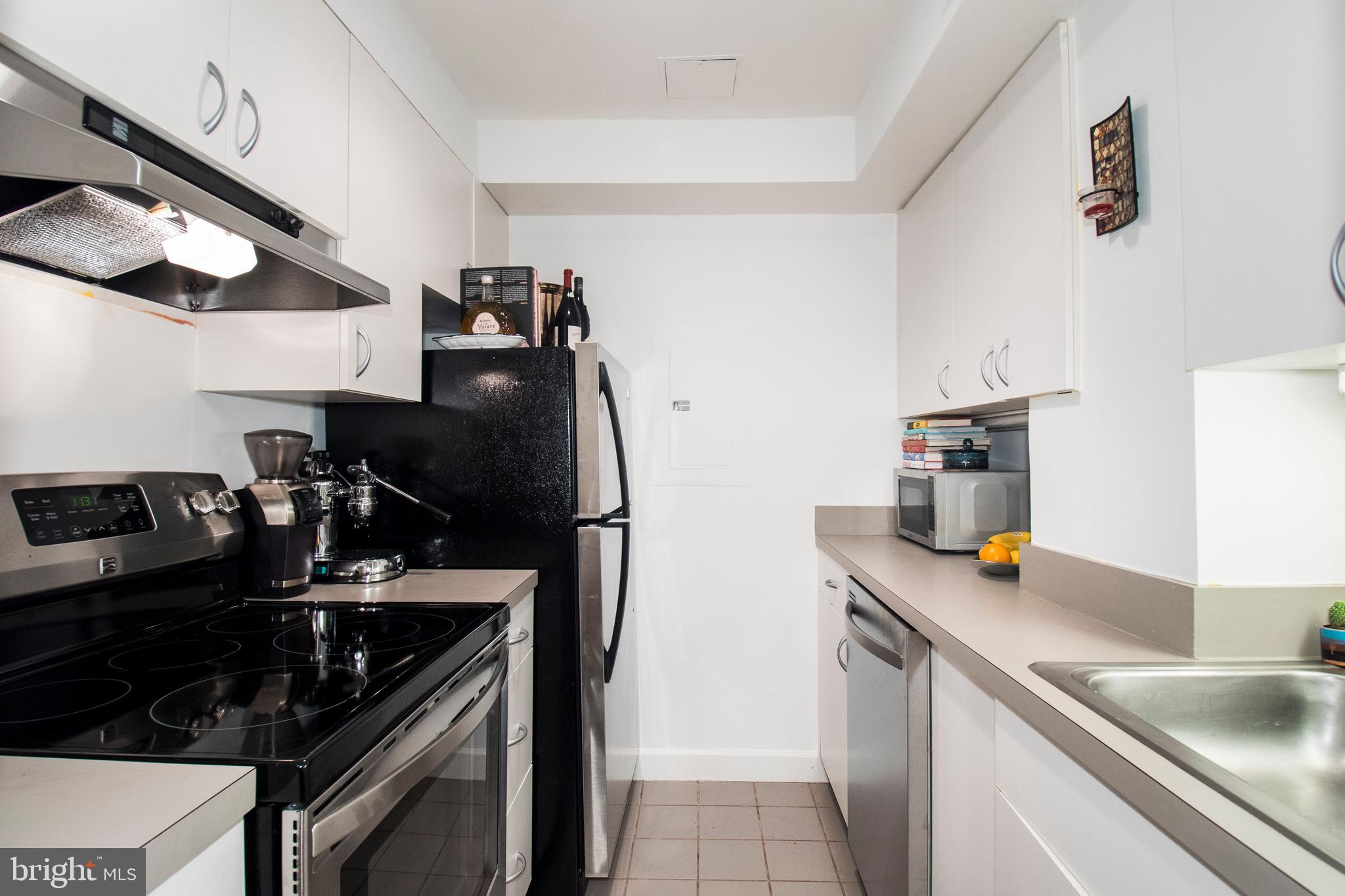 1801 CALVERT STREET NW G8