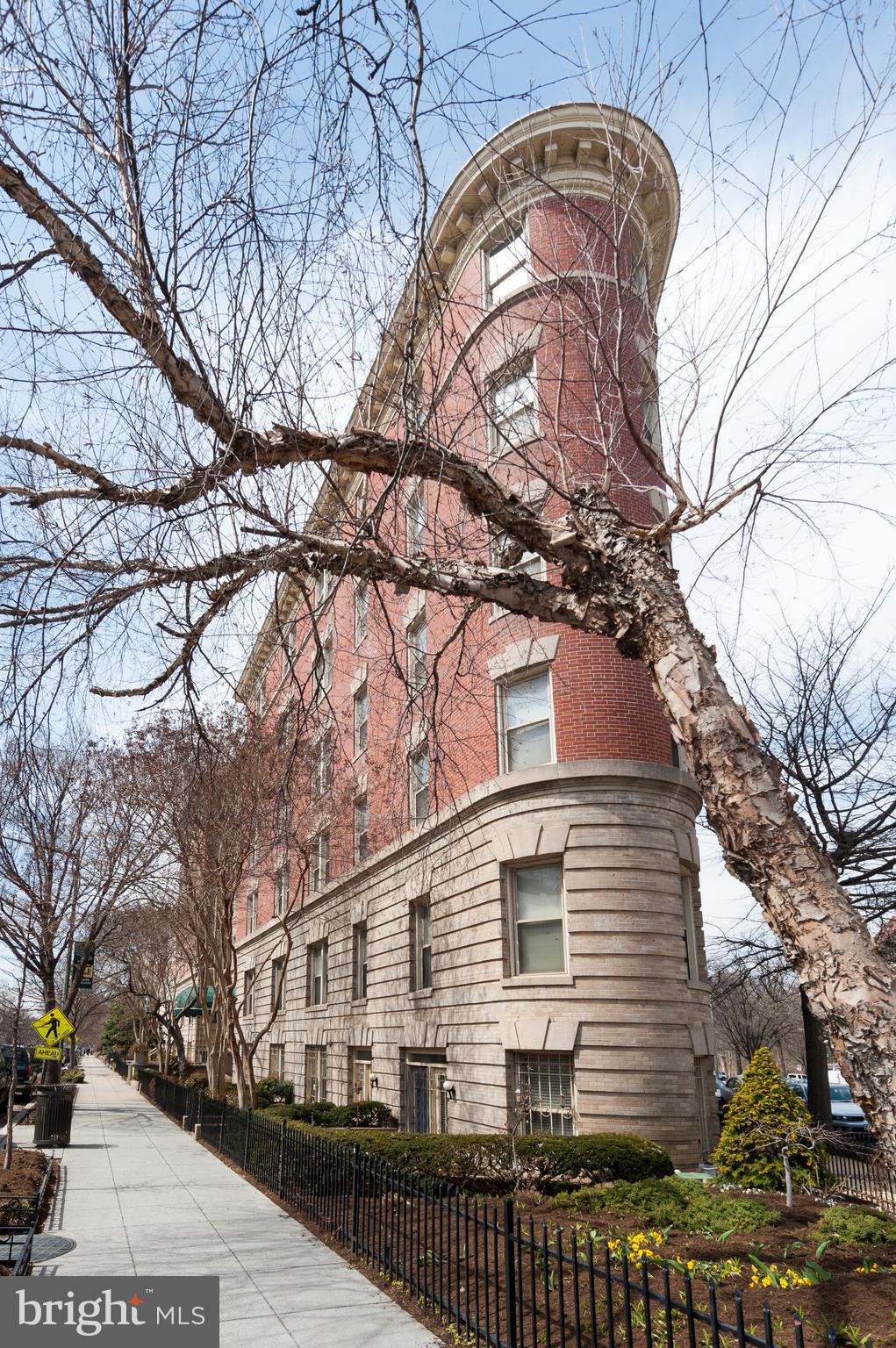 1801 CALVERT STREET NW G8