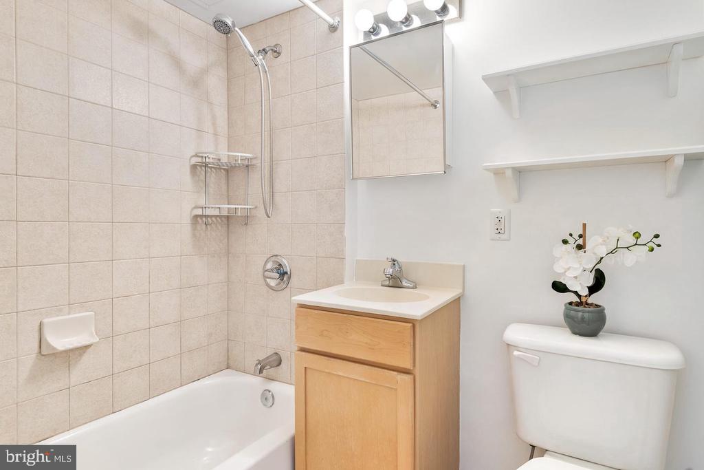 800 4TH STREET SW S313