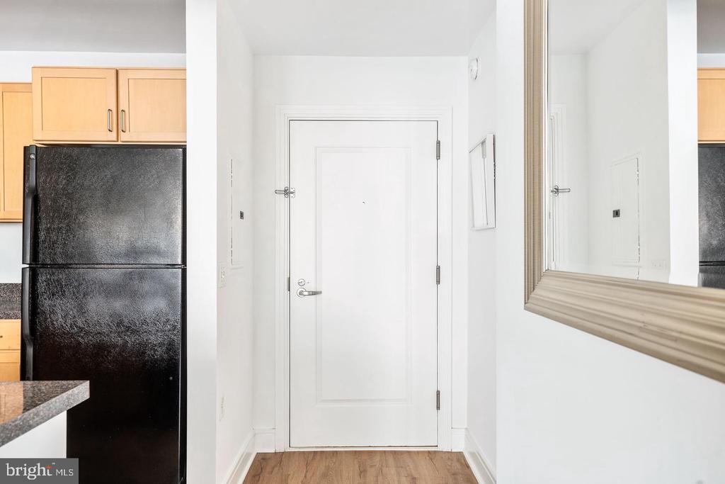 800 4TH STREET SW S313