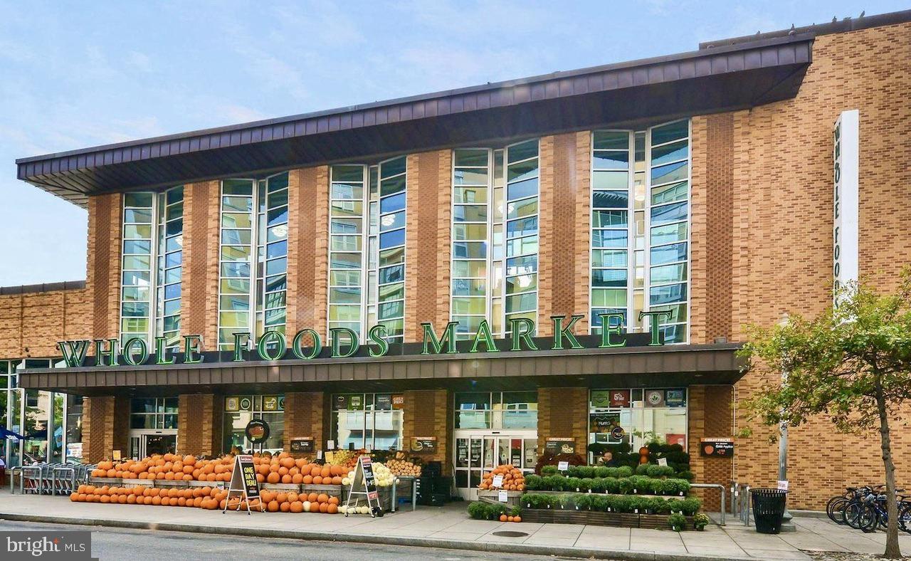 1718 P STREET NW 803