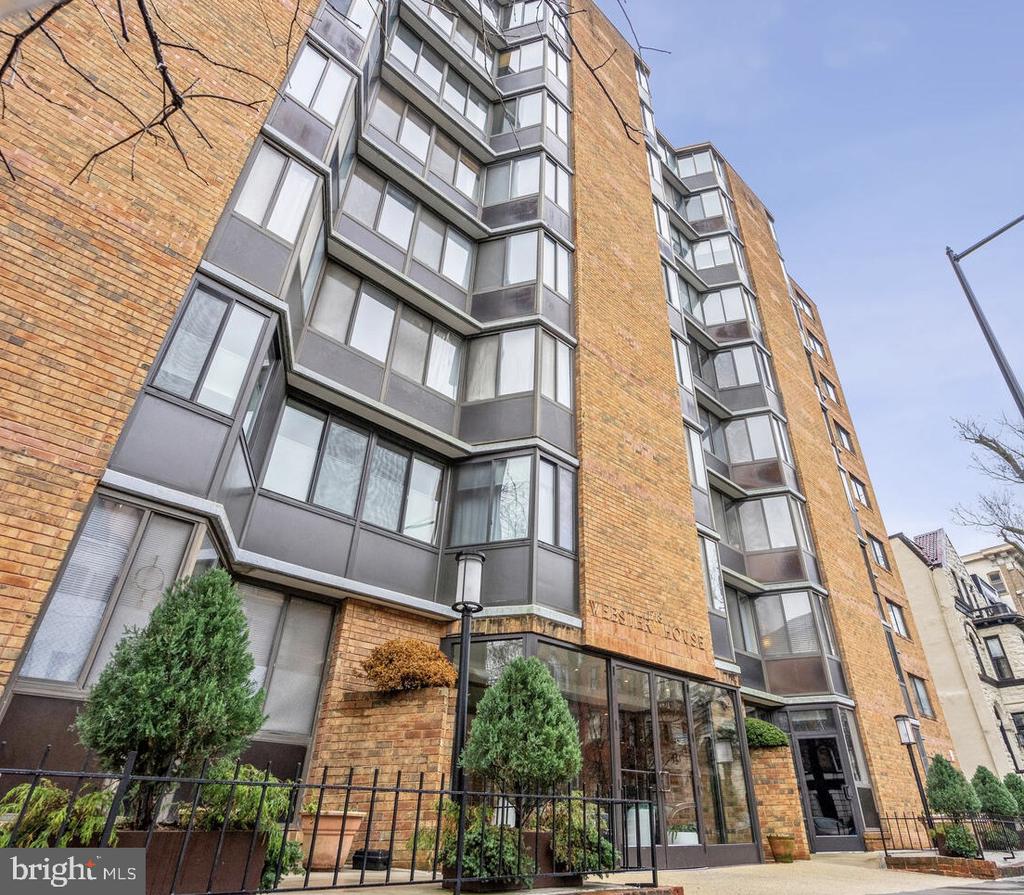 1718 P STREET NW 803