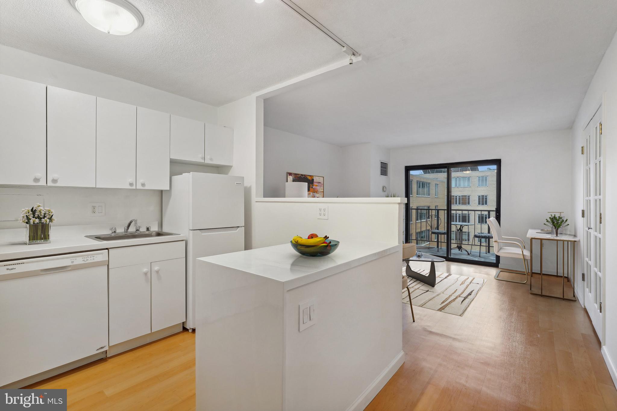 1718 P STREET NW 803