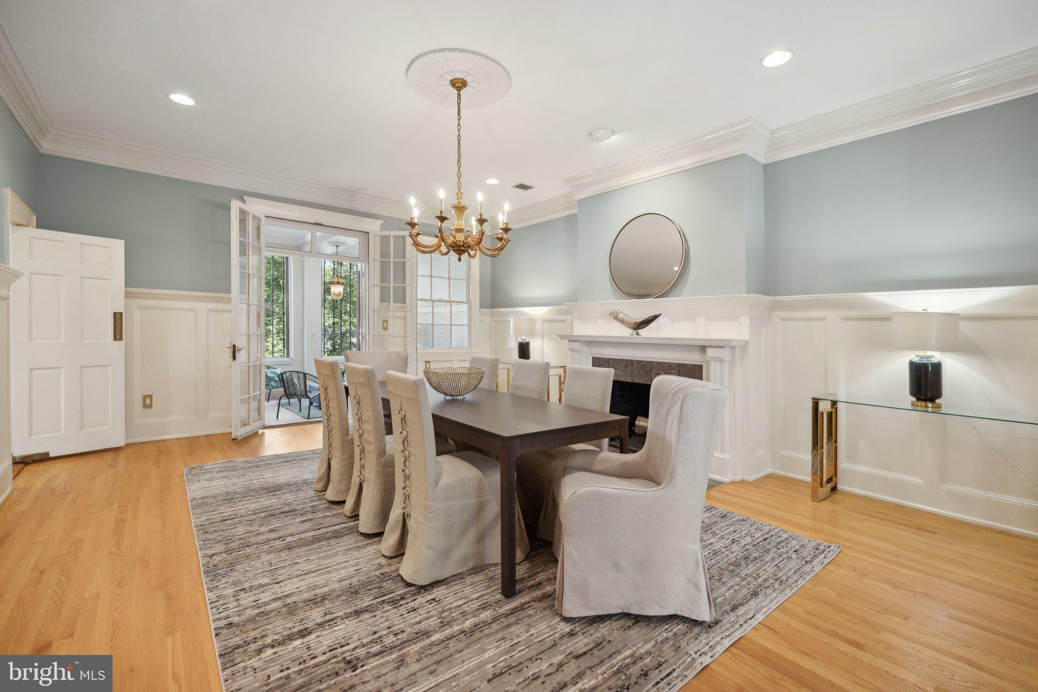 2619 WOODLEY PLACE NW