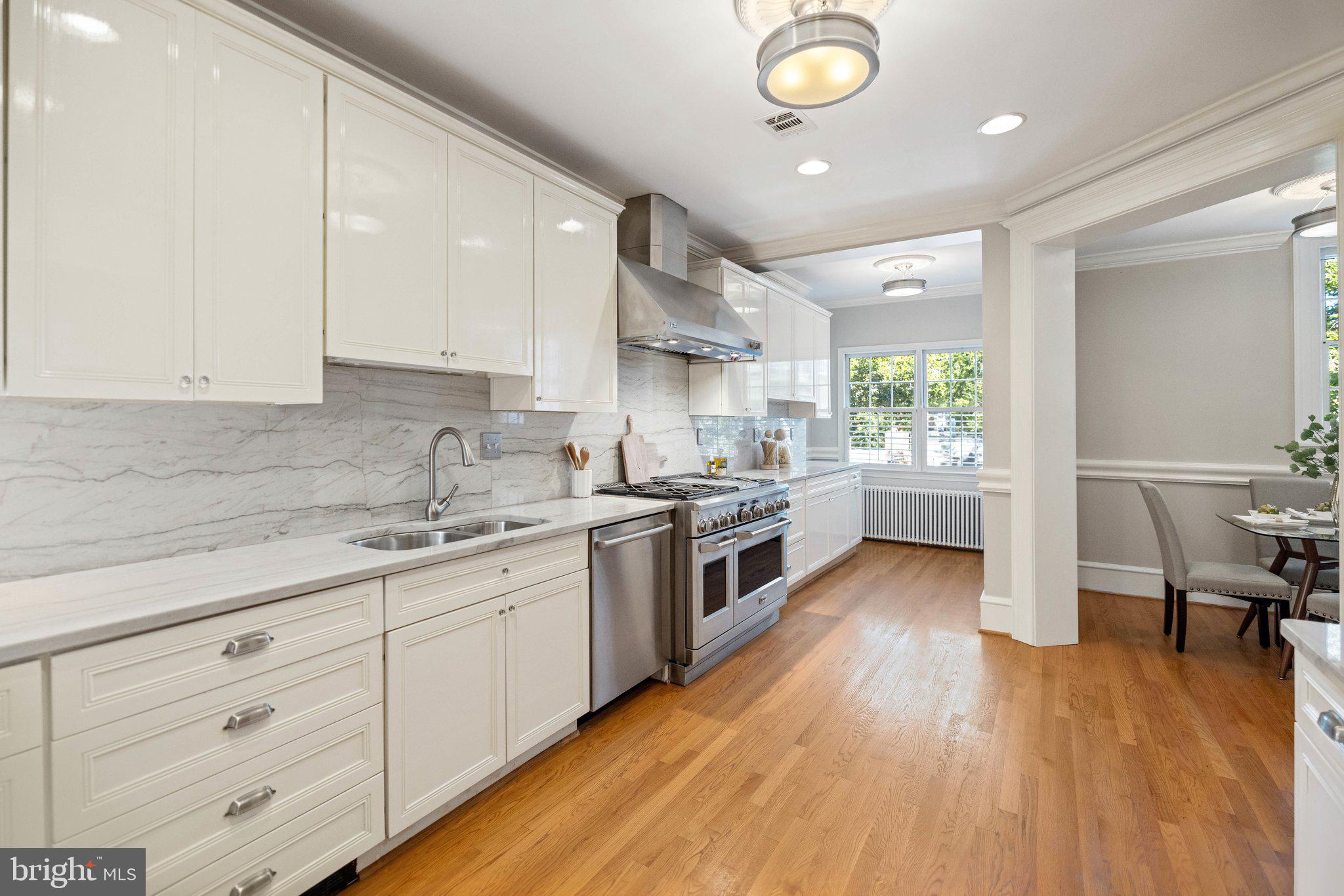 2619 WOODLEY PLACE NW