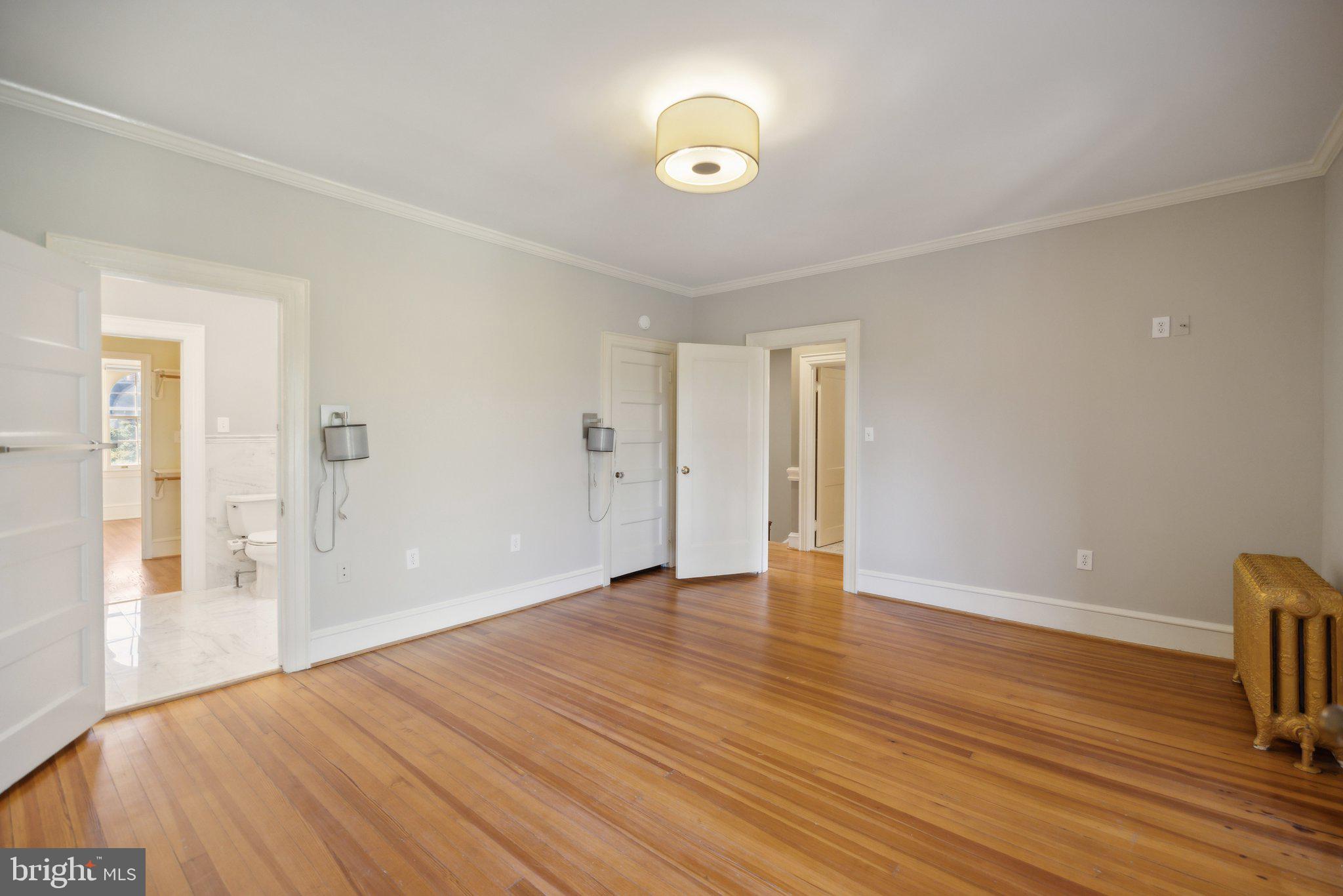 2619 WOODLEY PLACE NW