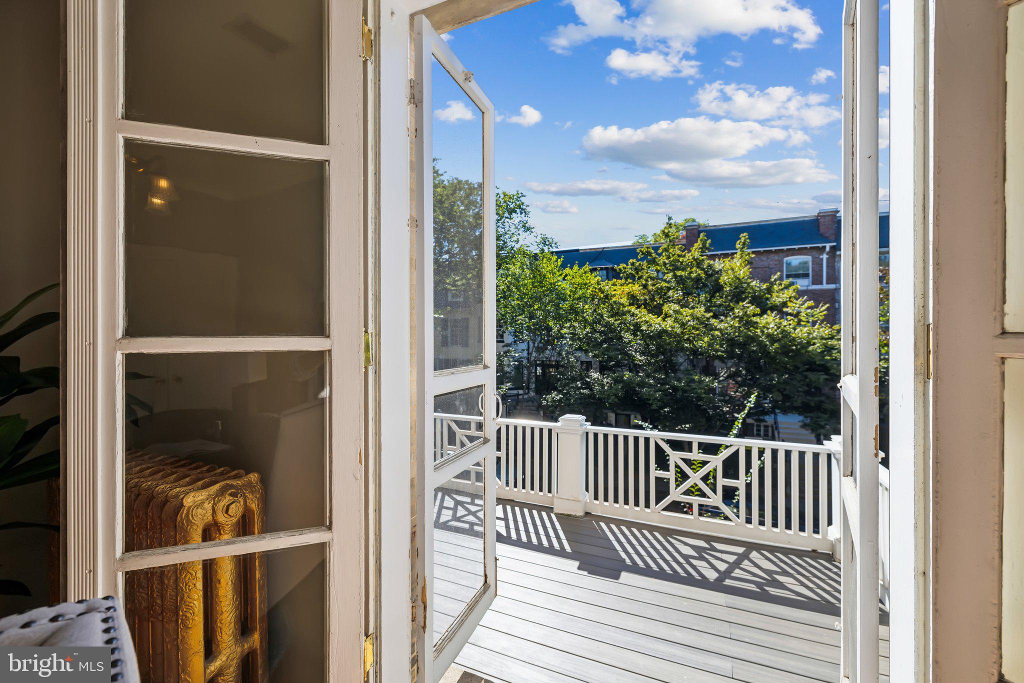 2619 WOODLEY PLACE NW