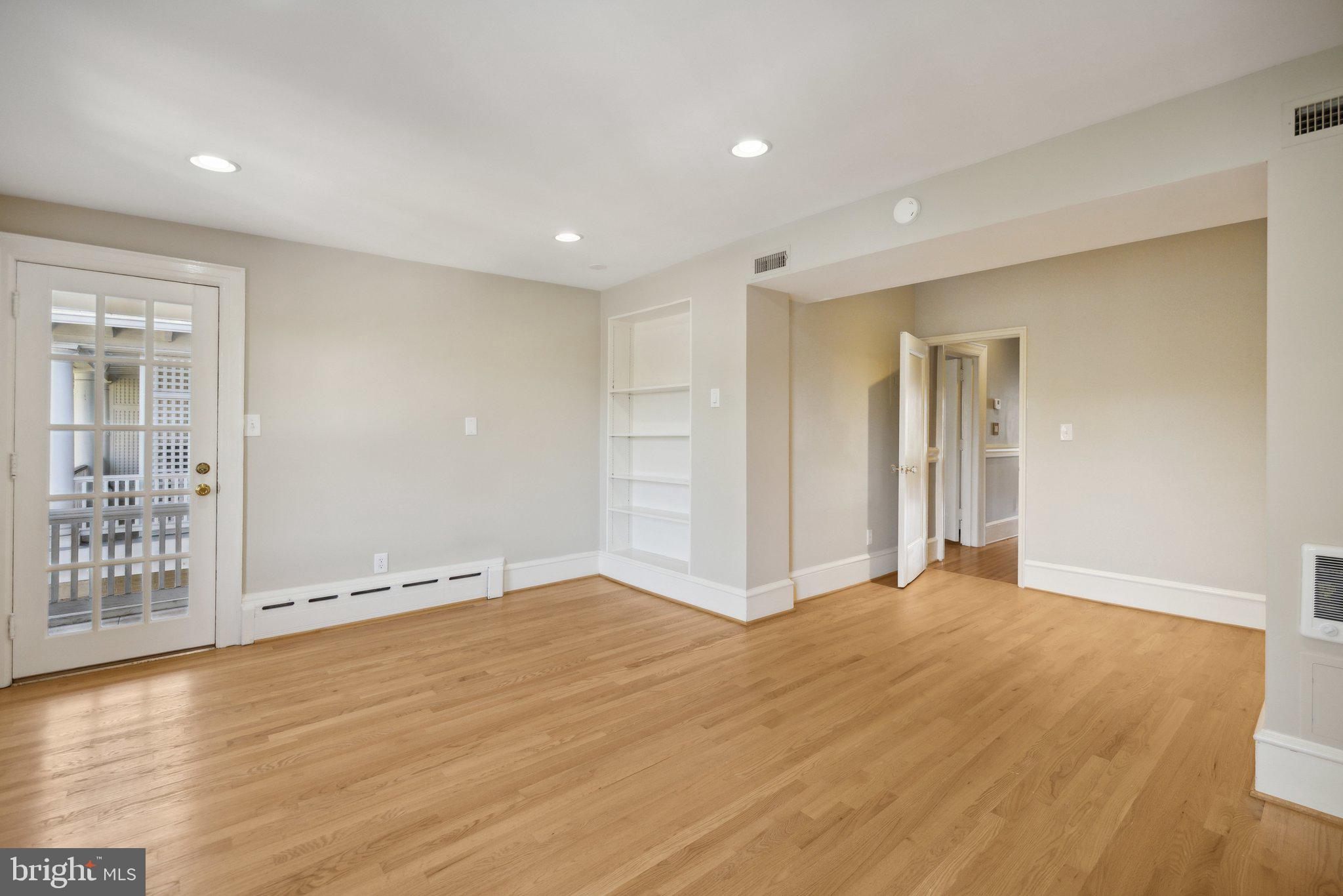 2619 WOODLEY PLACE NW