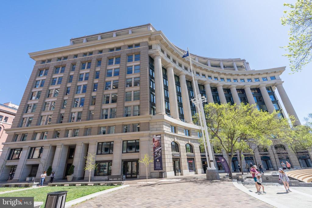 701 PENNSYLVANIA AVENUE NW 1015