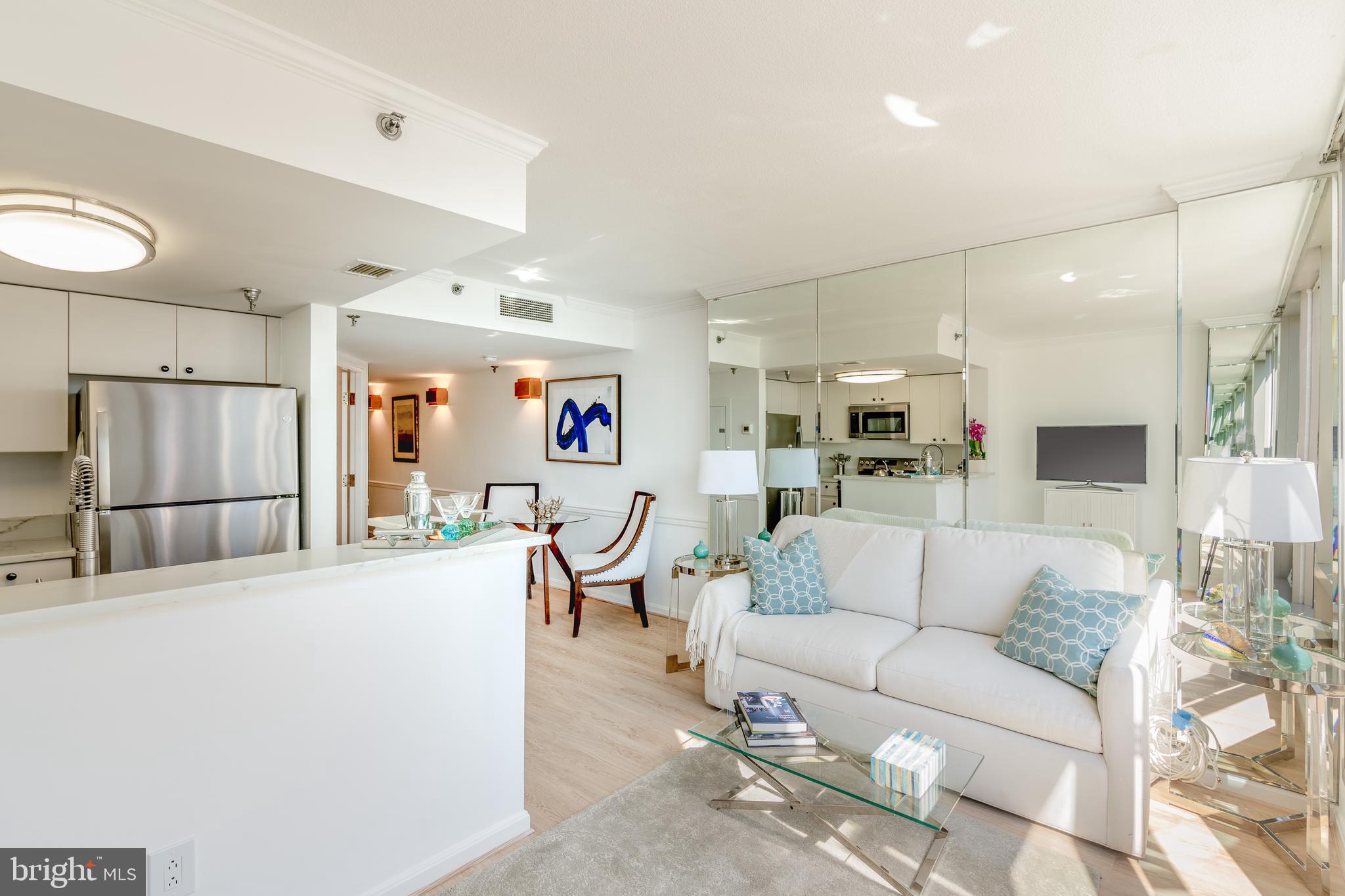 701 PENNSYLVANIA AVENUE NW 1015