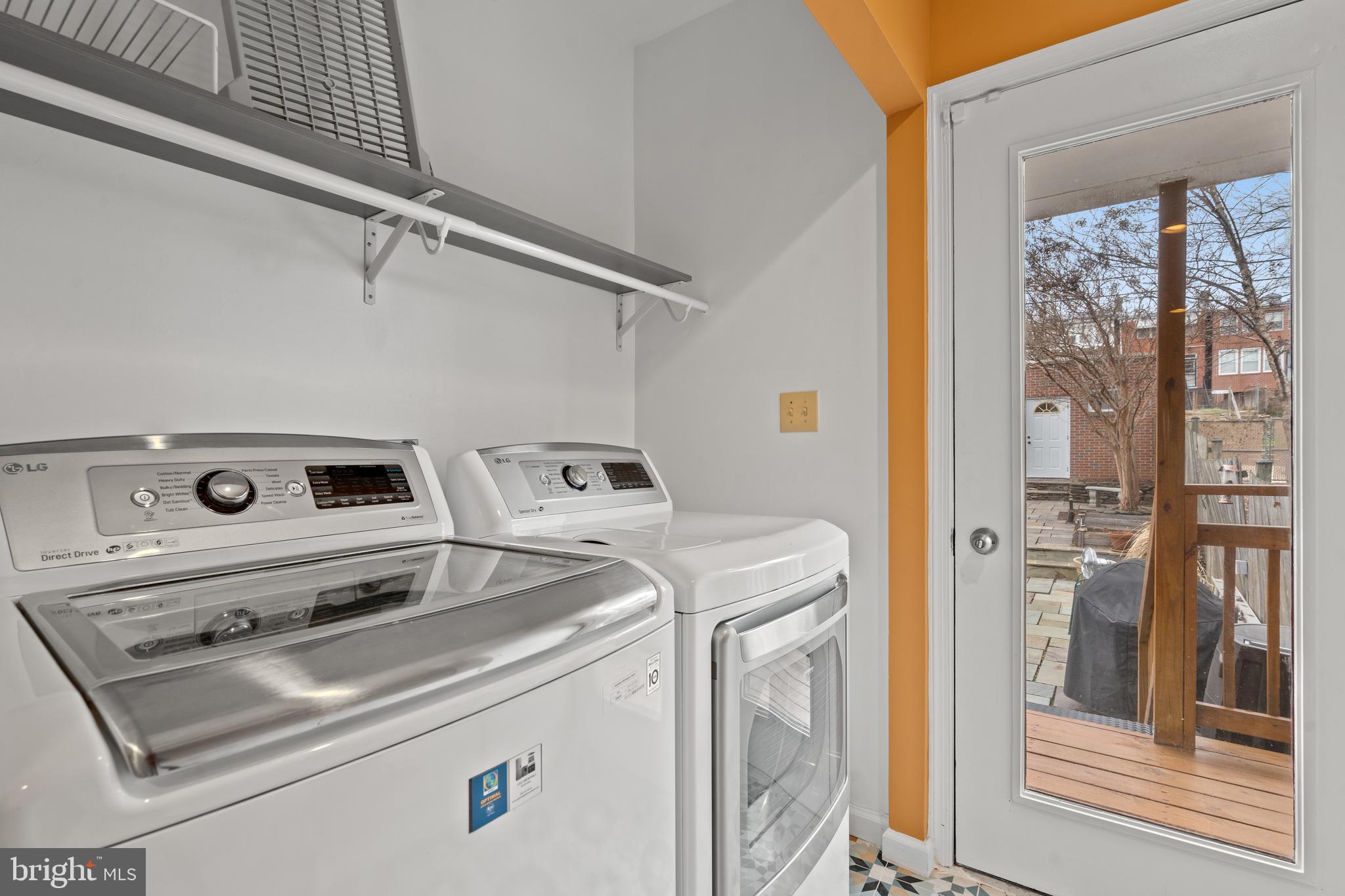 1258 NEAL STREET NE