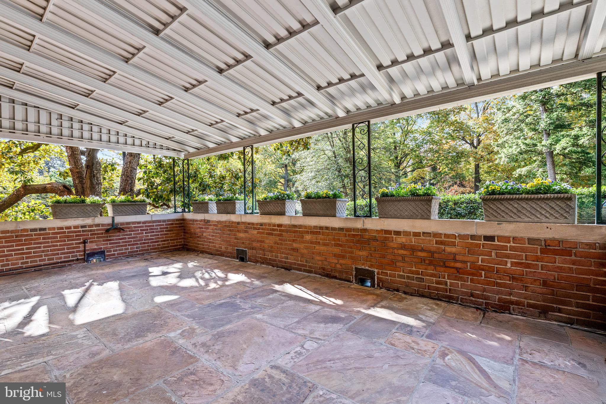 4301 MASSACHUSETTS AVENUE NW 1008