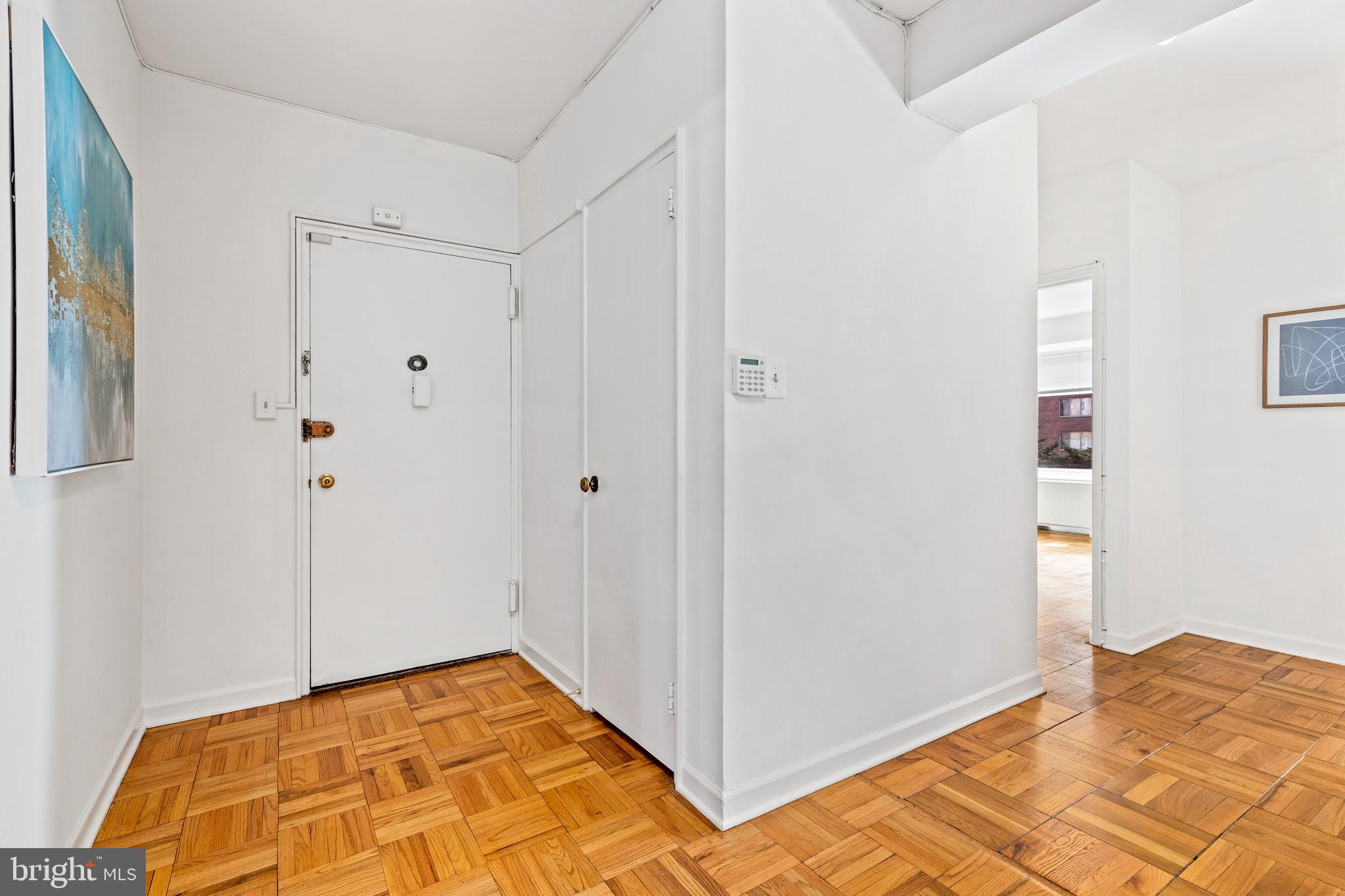 4301 MASSACHUSETTS AVENUE NW 1008