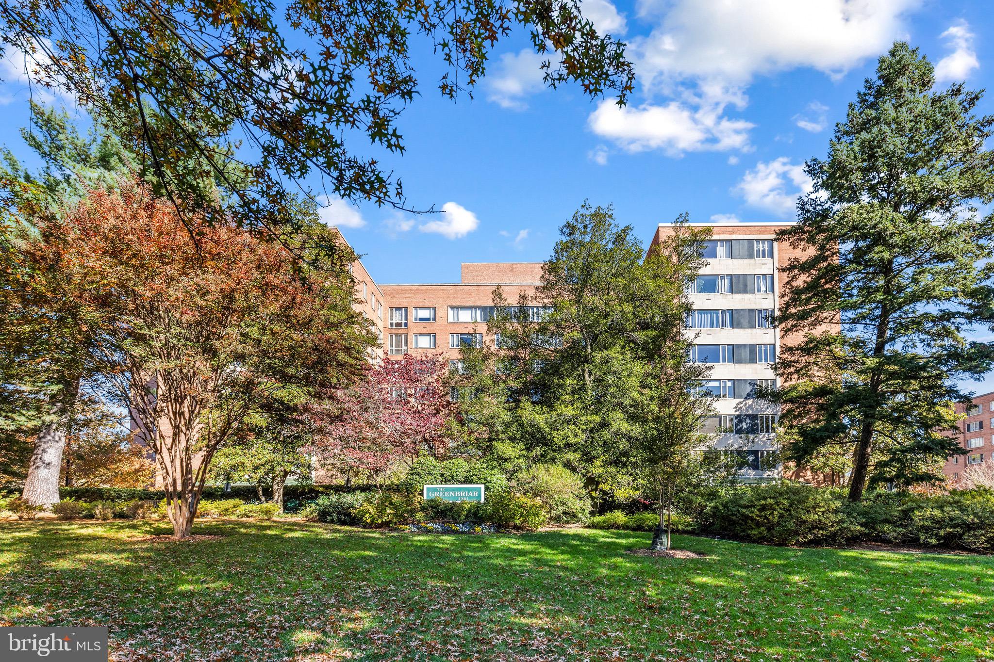 4301 MASSACHUSETTS AVENUE NW 1008