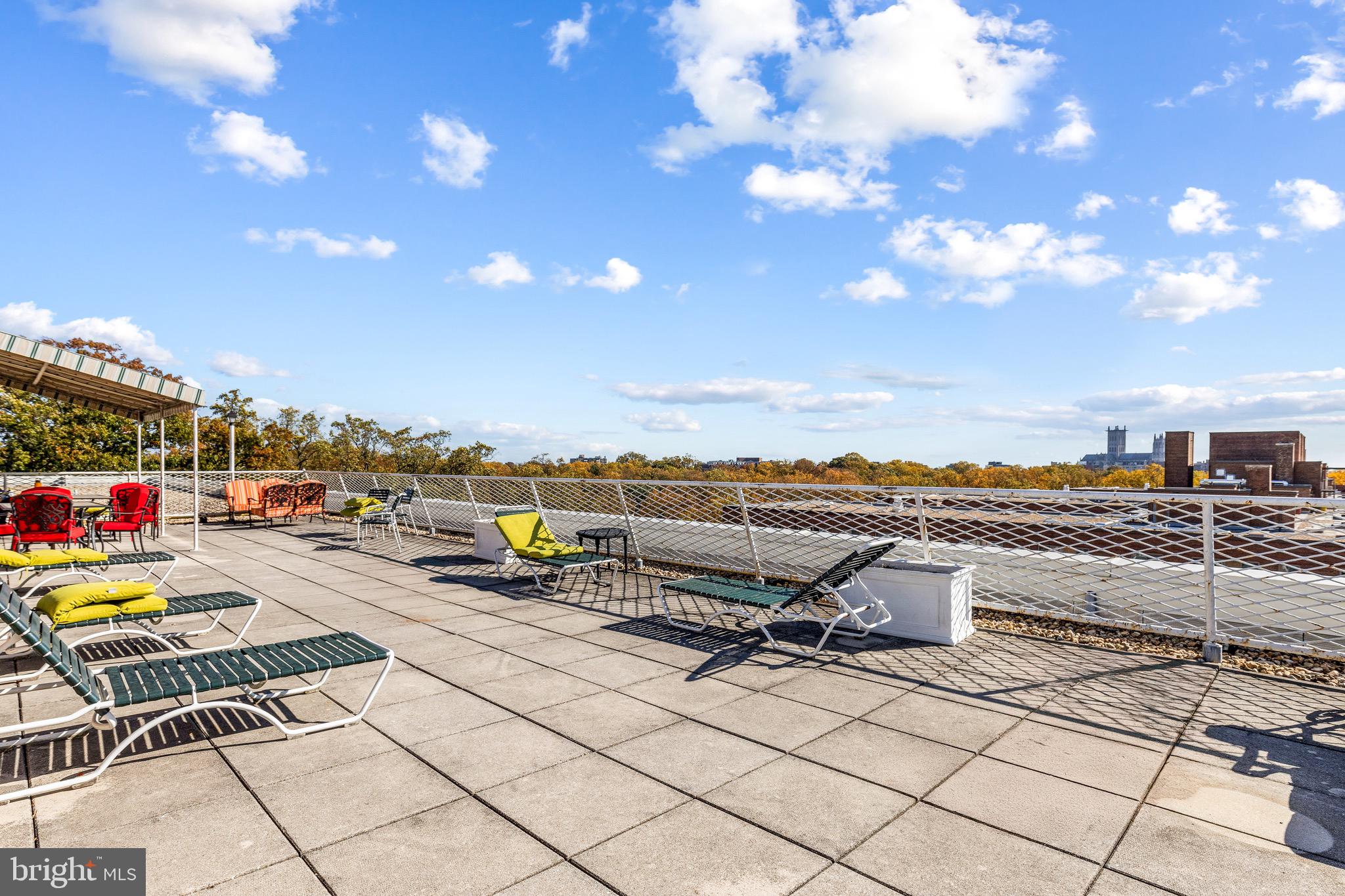 4301 MASSACHUSETTS AVENUE NW 1008