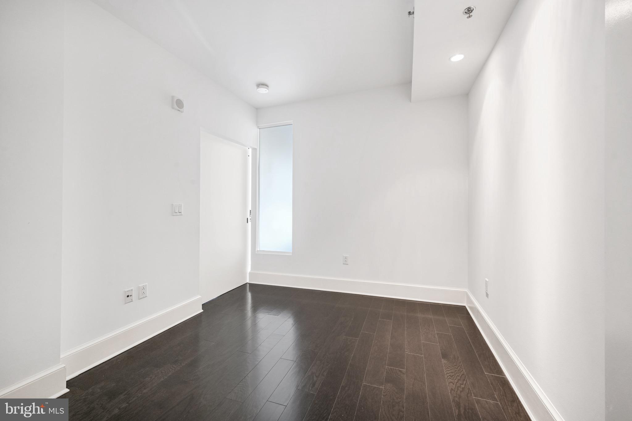 1011 M STREET NW 306