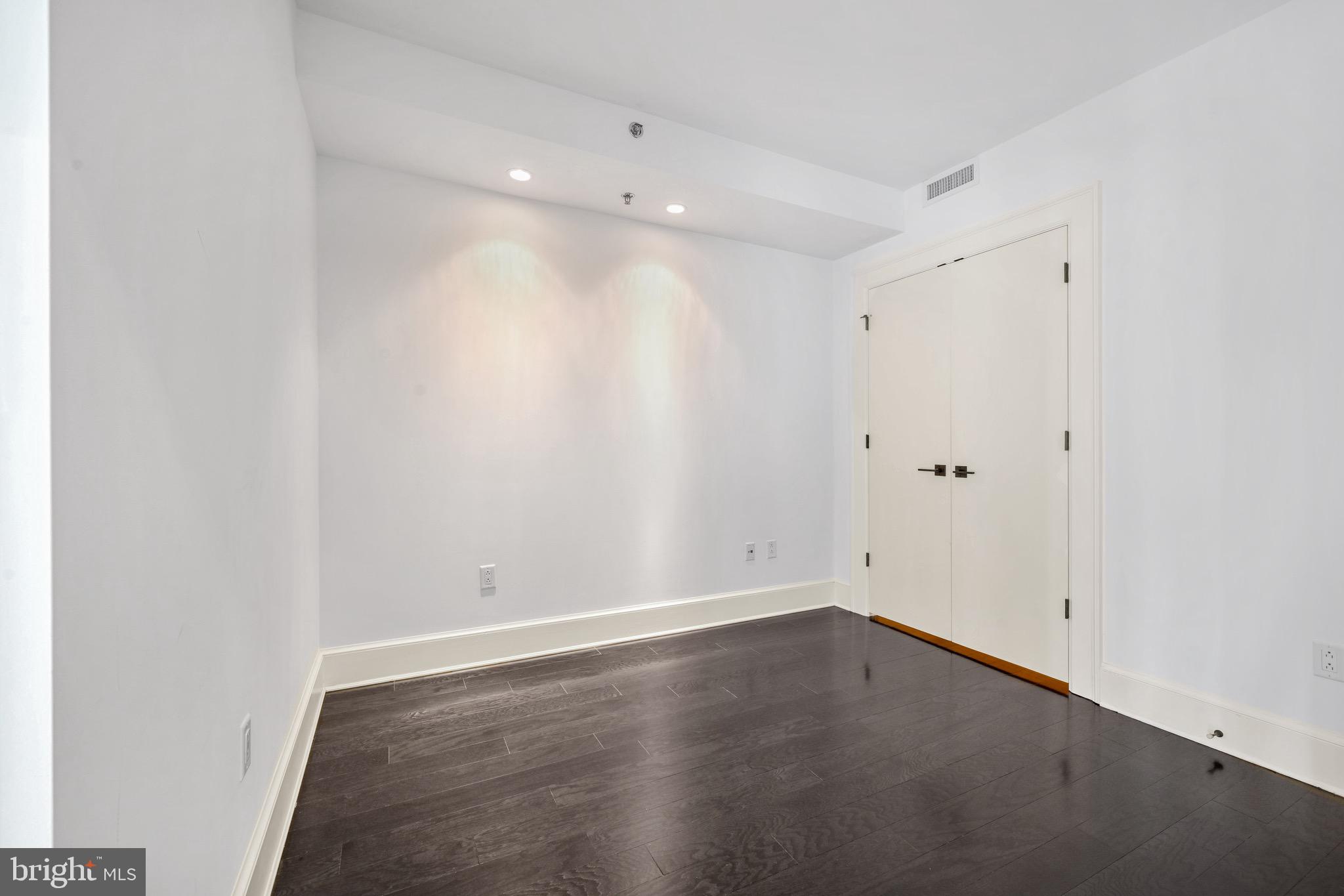 1011 M STREET NW 306