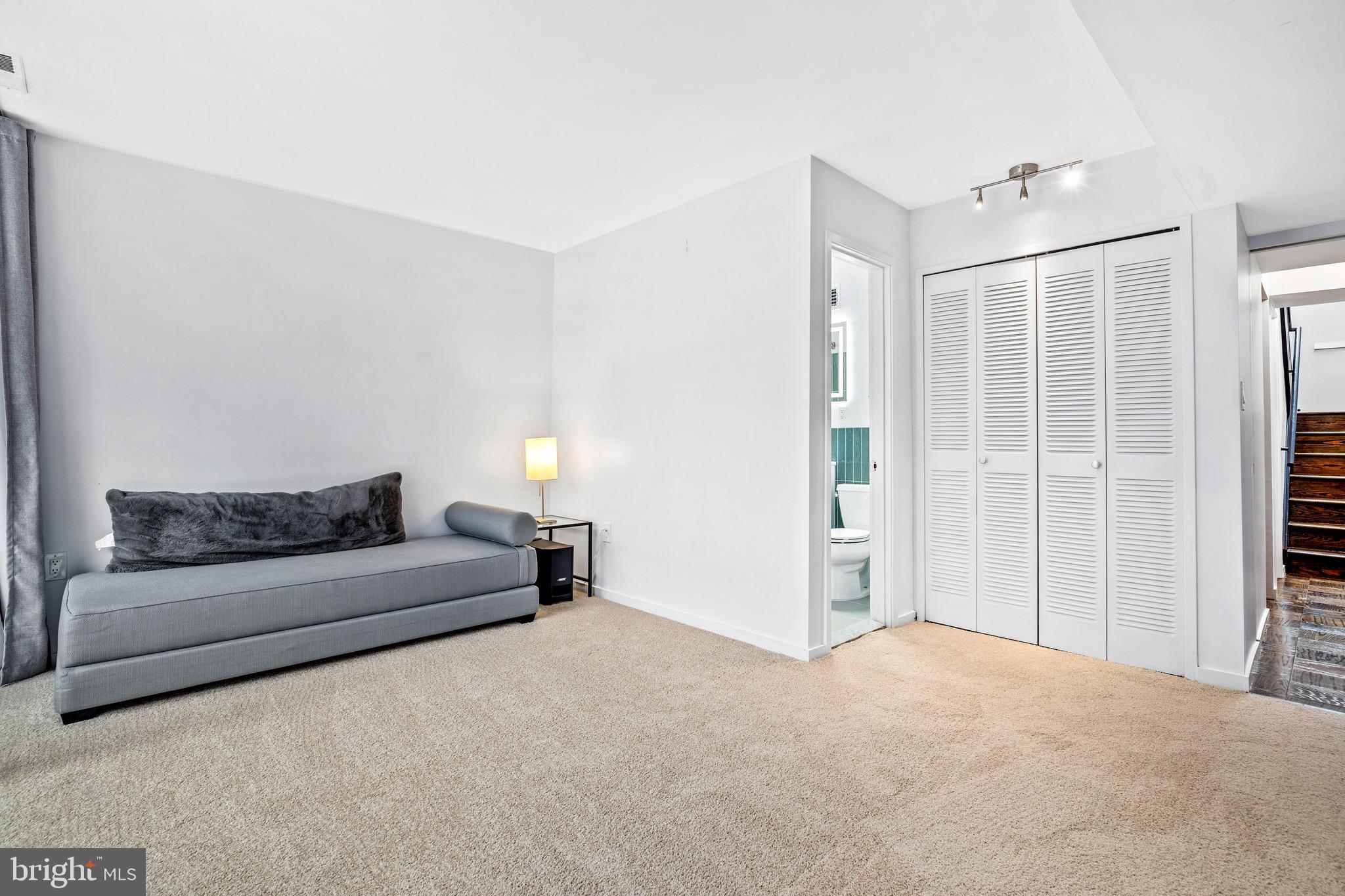 360 N STREET SW T-360