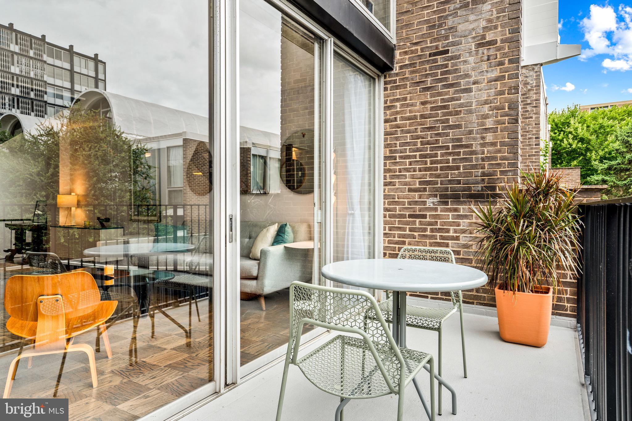 360 N STREET SW T-360