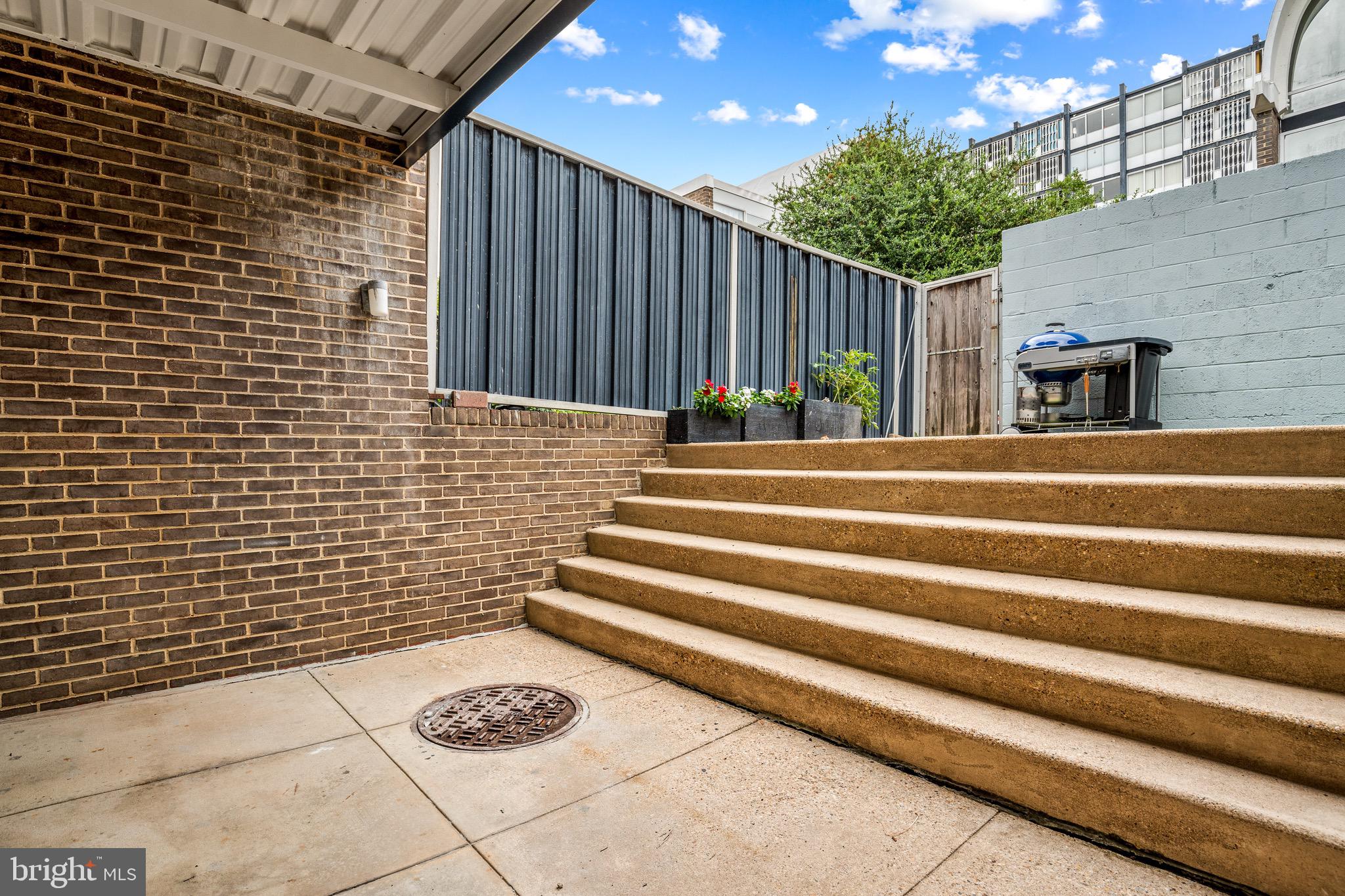 360 N STREET SW T-360